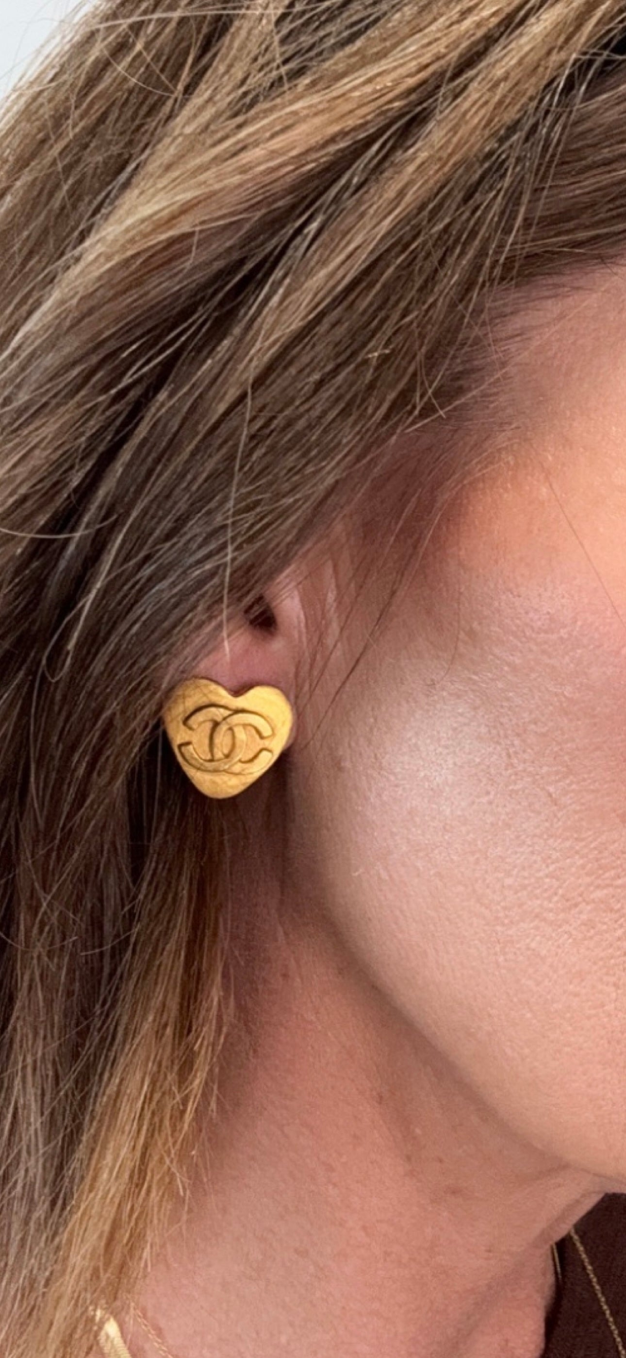 Chanel 1995 Vintage Heart Clip On Earrings