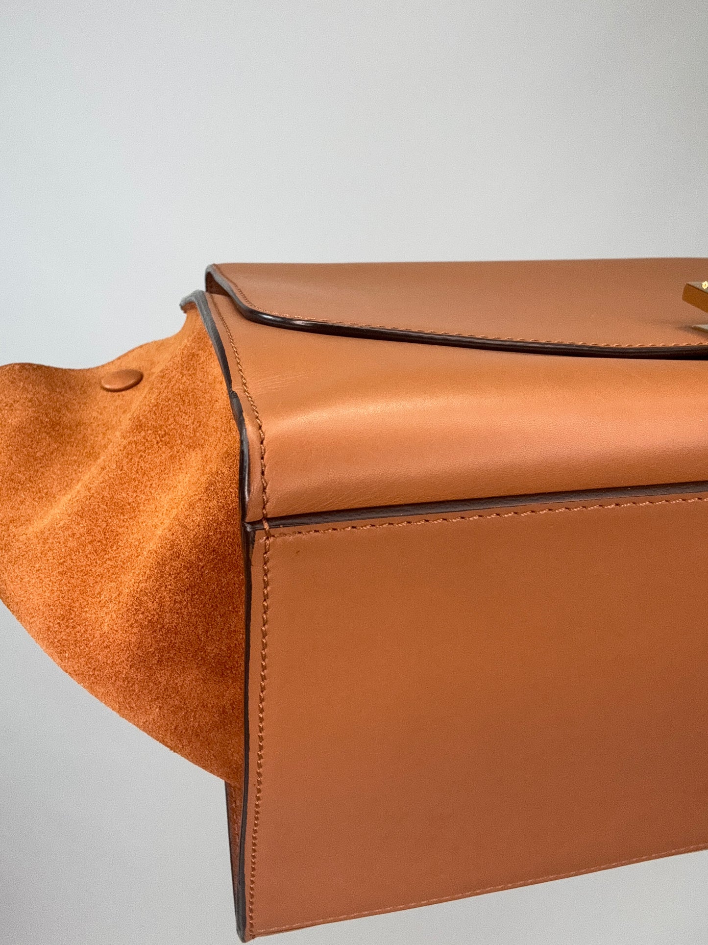 Celine Trapeze Leather Medium Bag - Carmel Brown