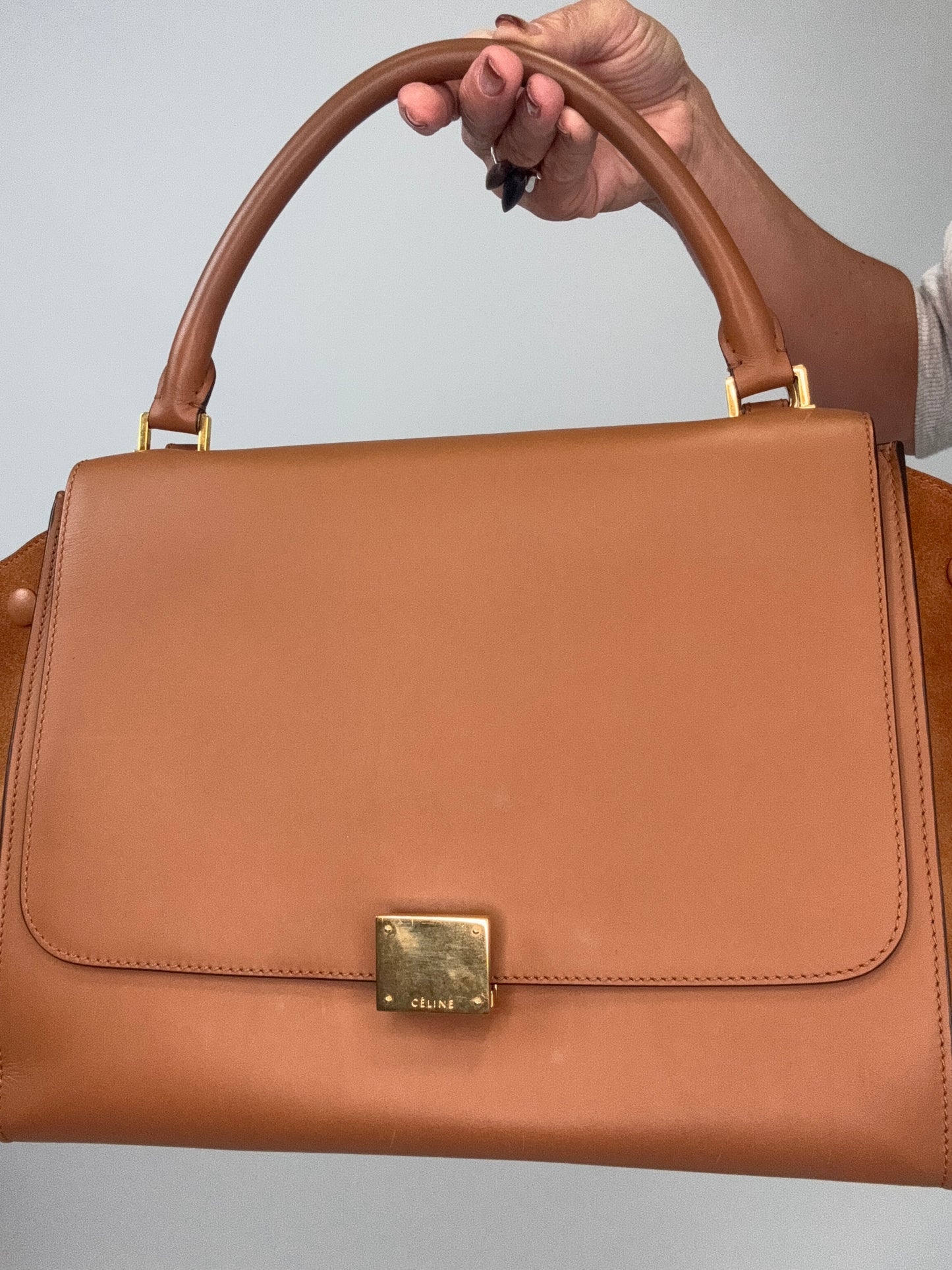 Celine Trapeze Leather Medium Bag - Carmel Brown
