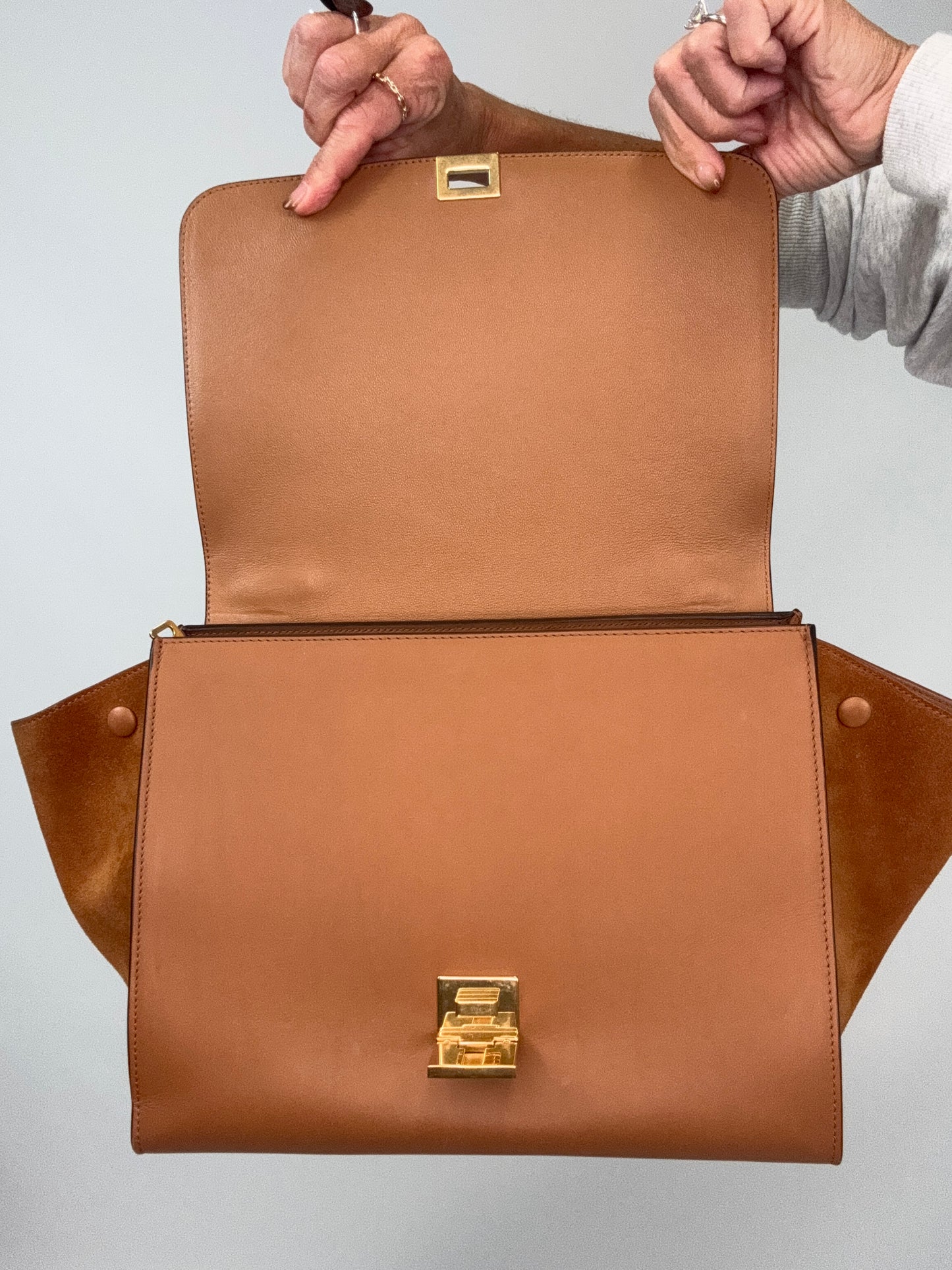 Celine Trapeze Leather Medium Bag - Carmel Brown