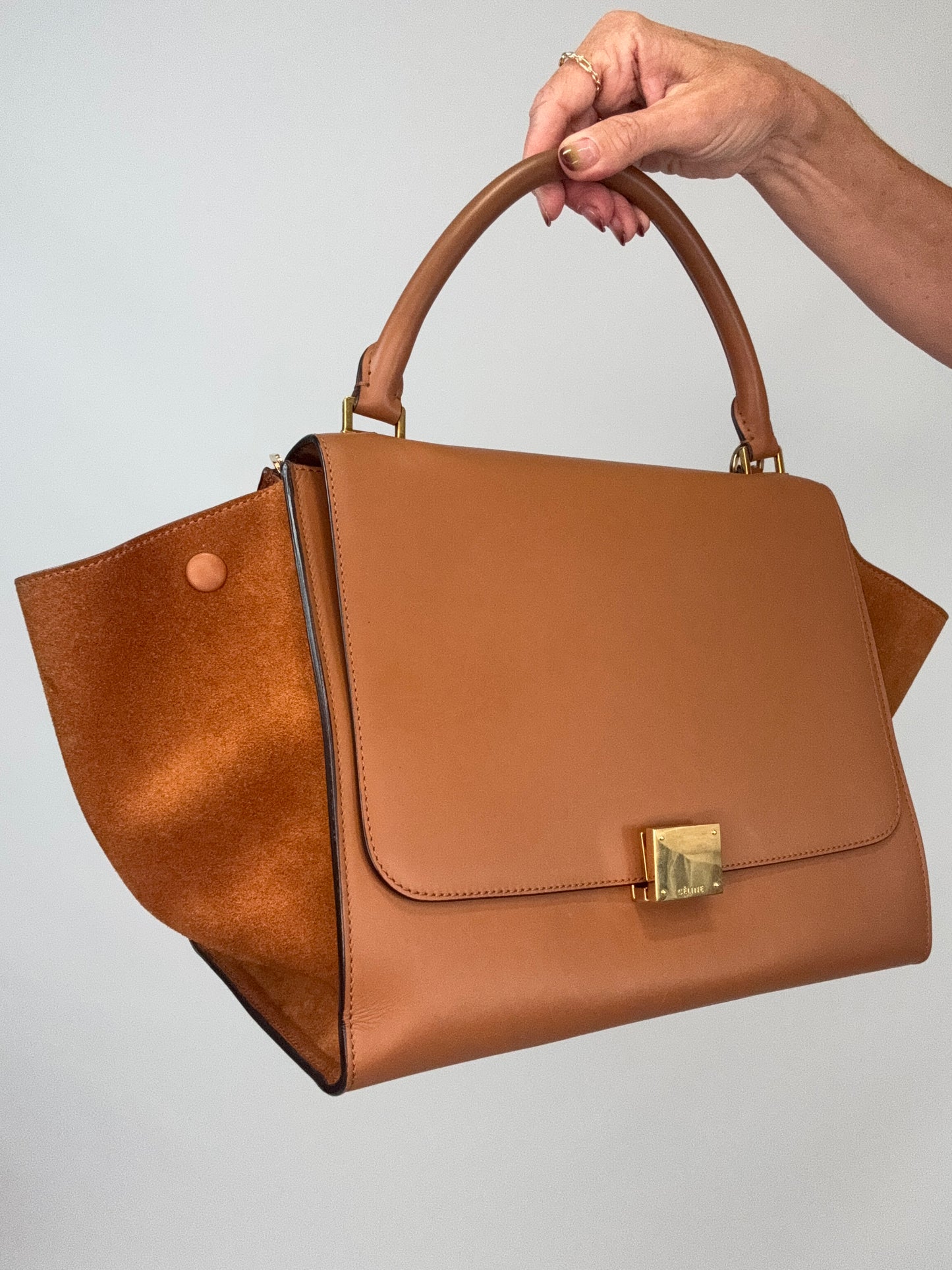 Celine Trapeze Leather Medium Bag - Carmel Brown