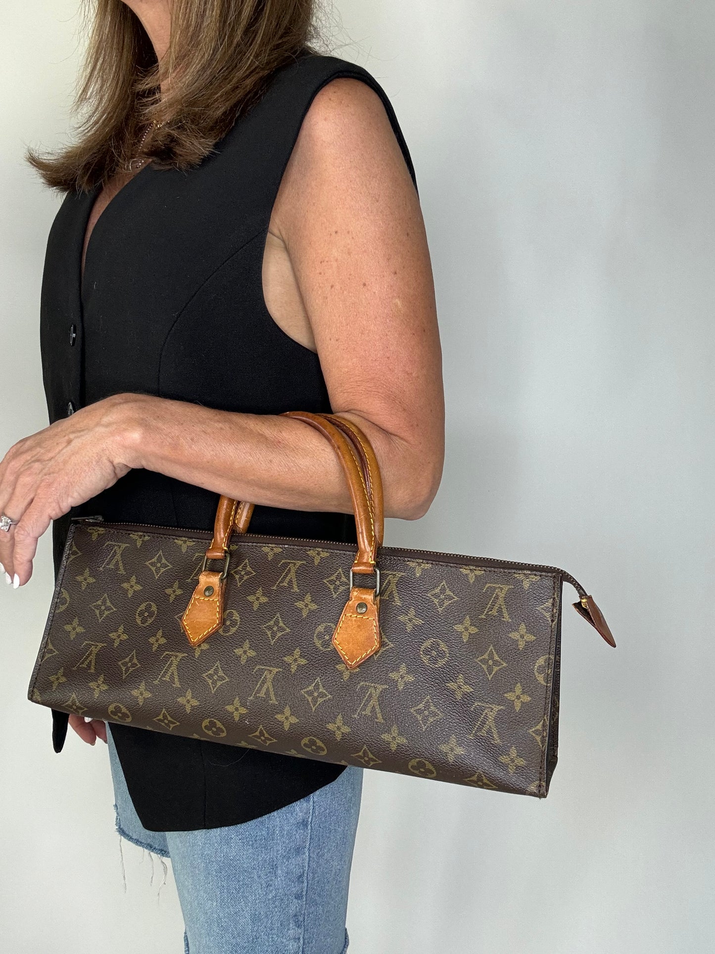 LOUIS VUITTON Monogram Sac Triangle