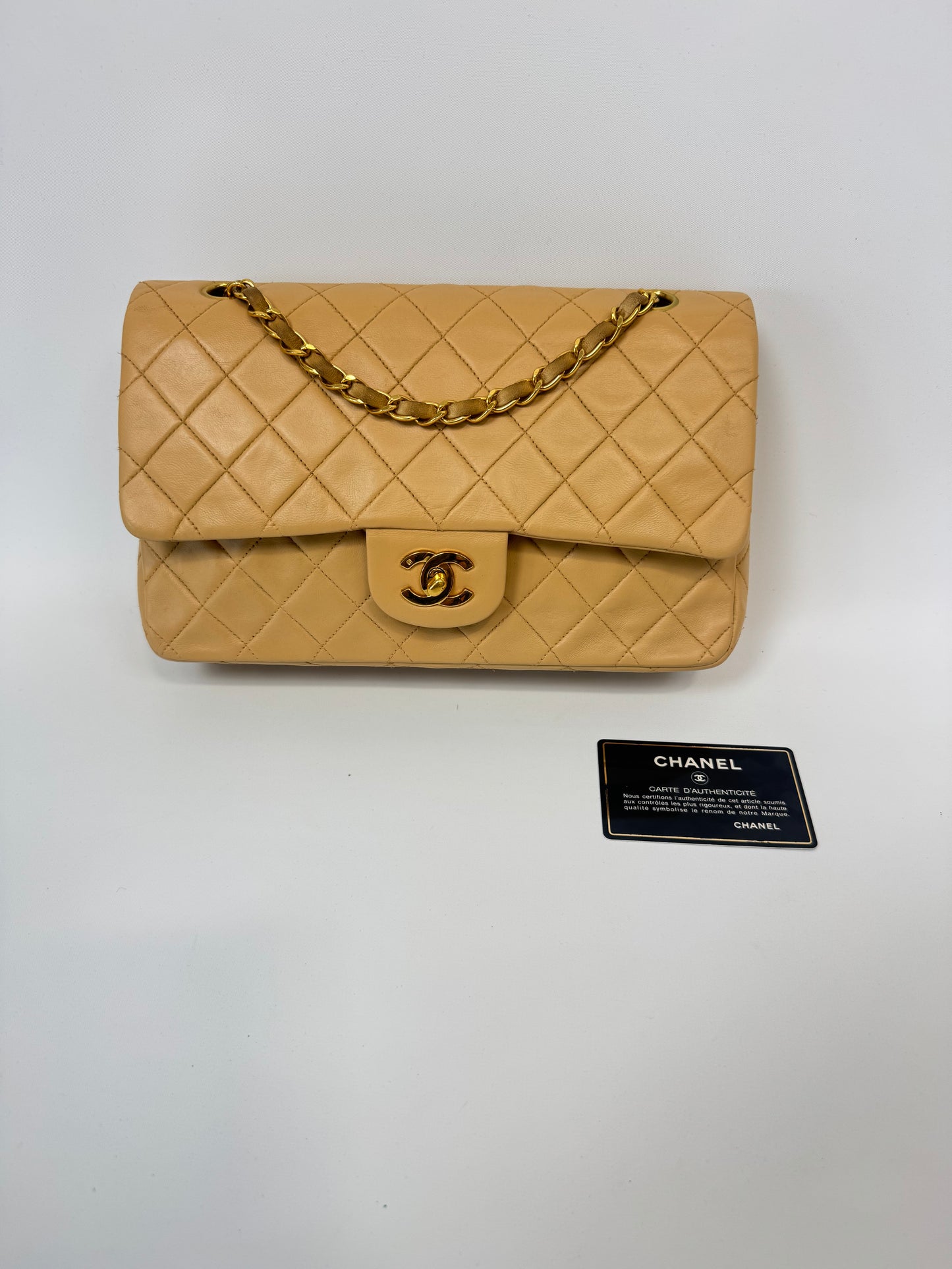 Chanel Vintage Medium Double Flap Biege