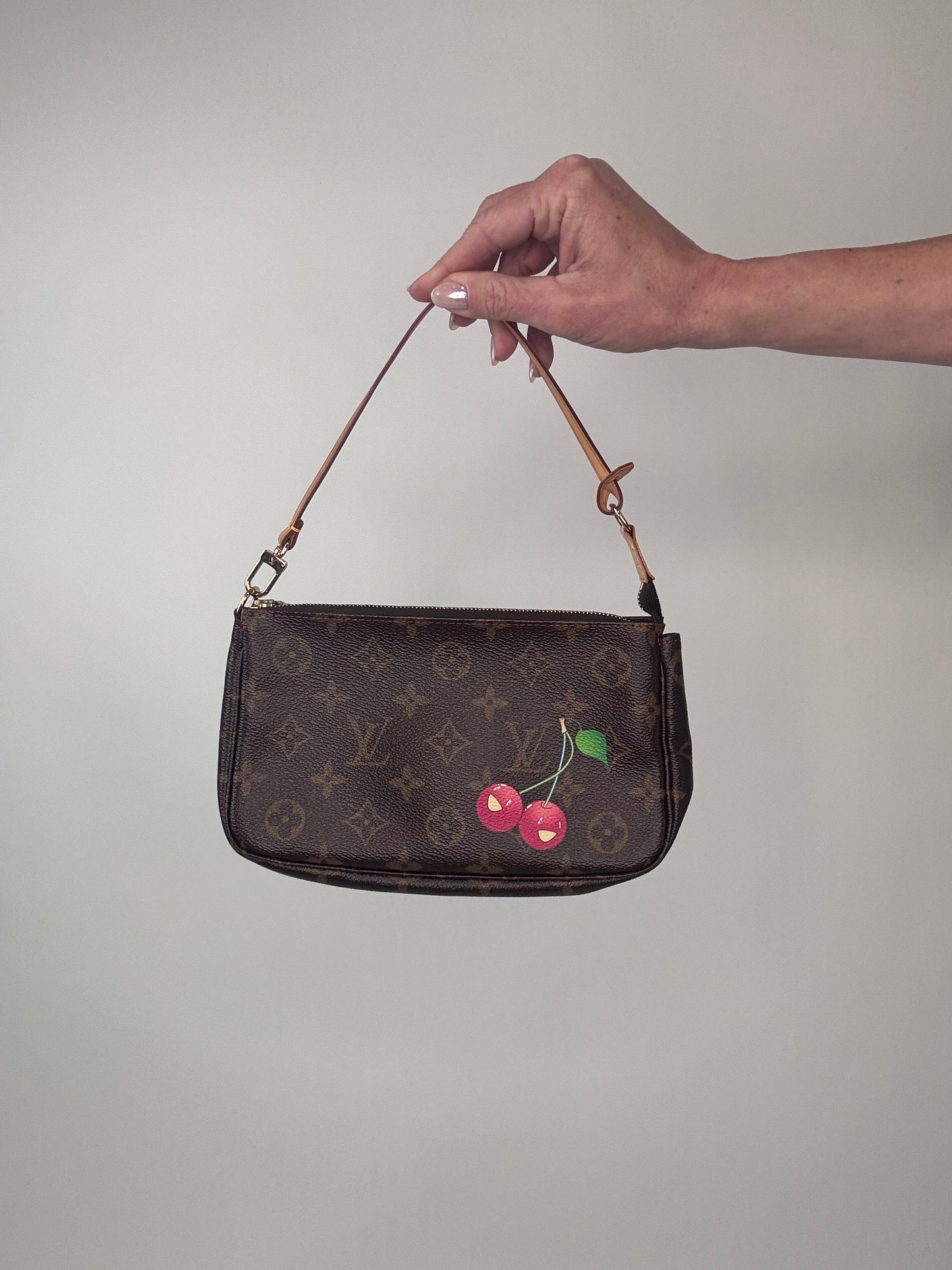 Louis Vuitton Takashi Murakami Cherry Phchette