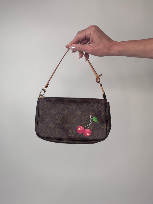 Louis Vuitton Takashi Murakami Cherry Phchette