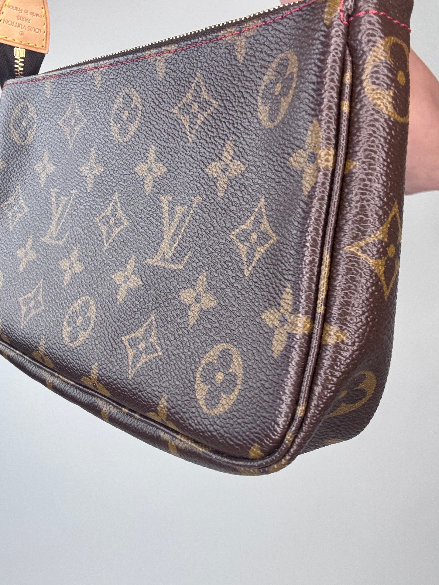 Louis Vuitton Takashi Murakami Cherry Phchette