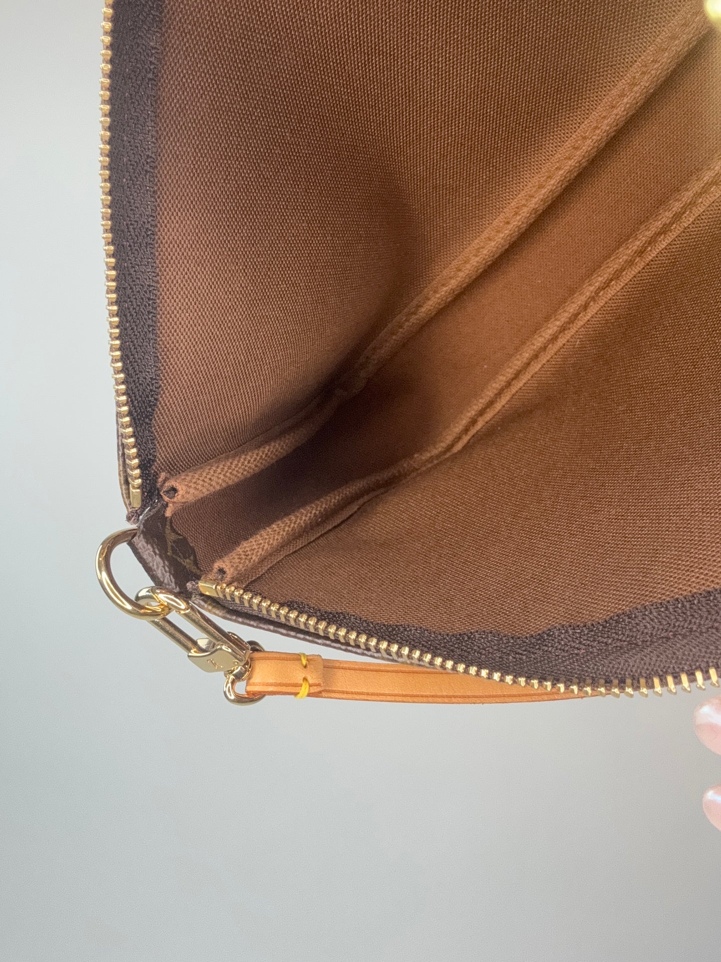 Louis Vuitton Takashi Murakami Cherry Phchette