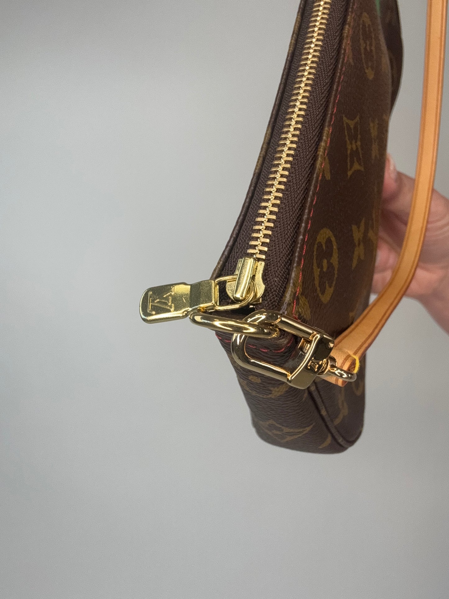 Louis Vuitton Takashi Murakami Cherry Phchette