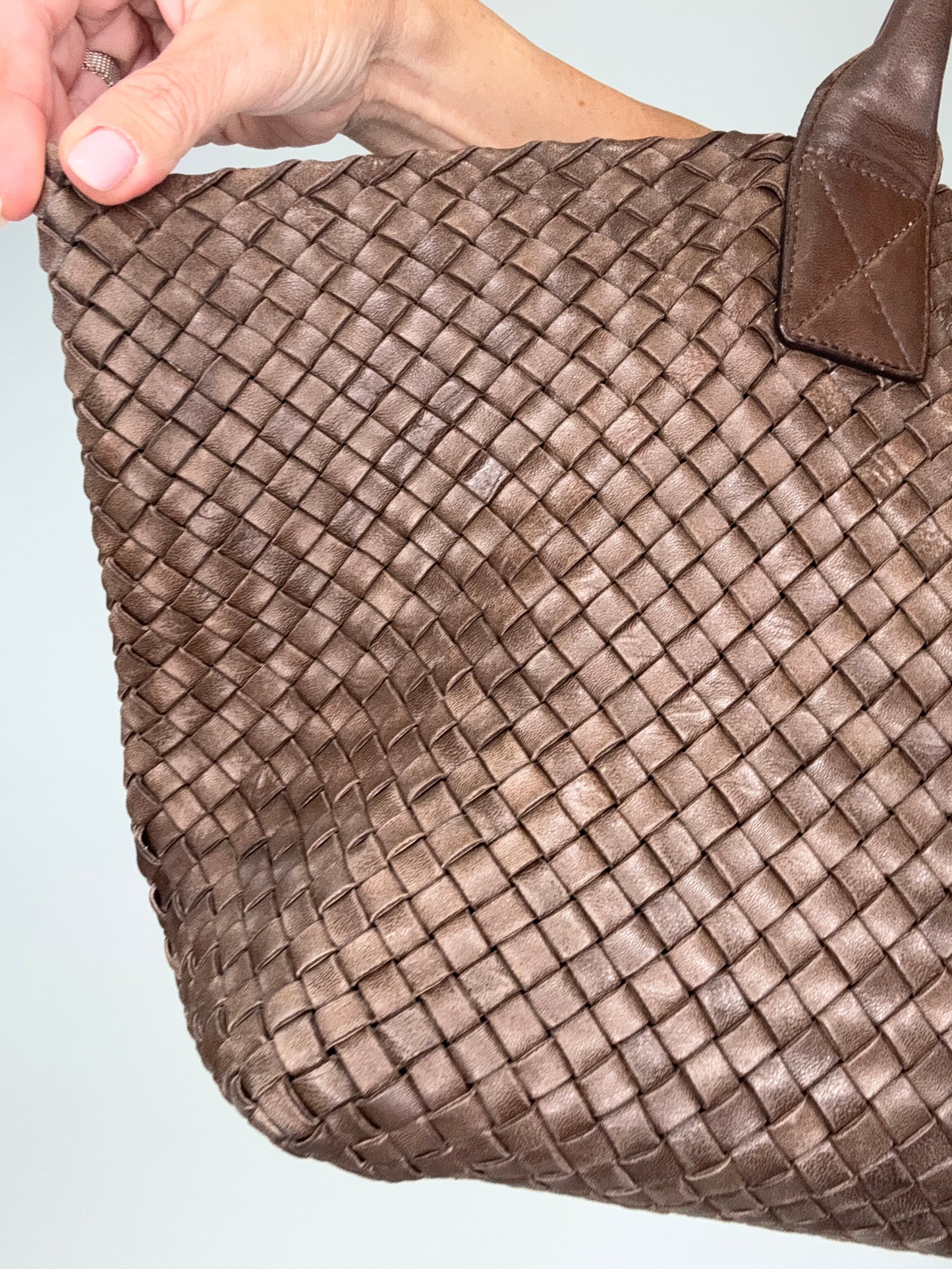 Bottega Veneta Intrecciato Meduim Cabat