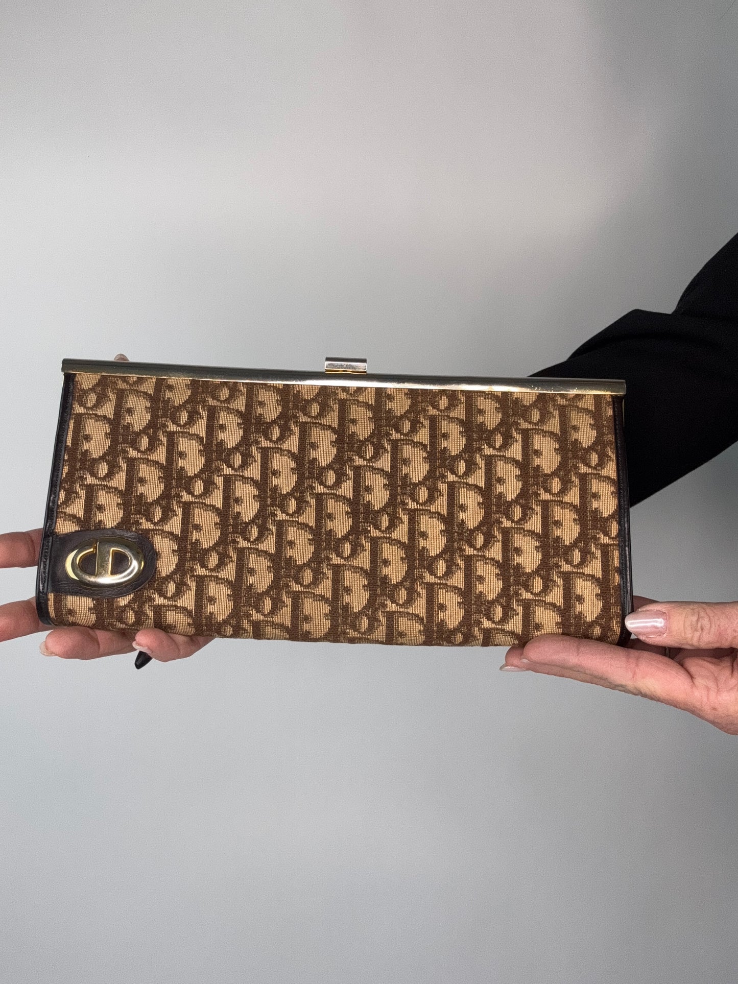 Dior Vintage Kiss Lock Trotter Clutch