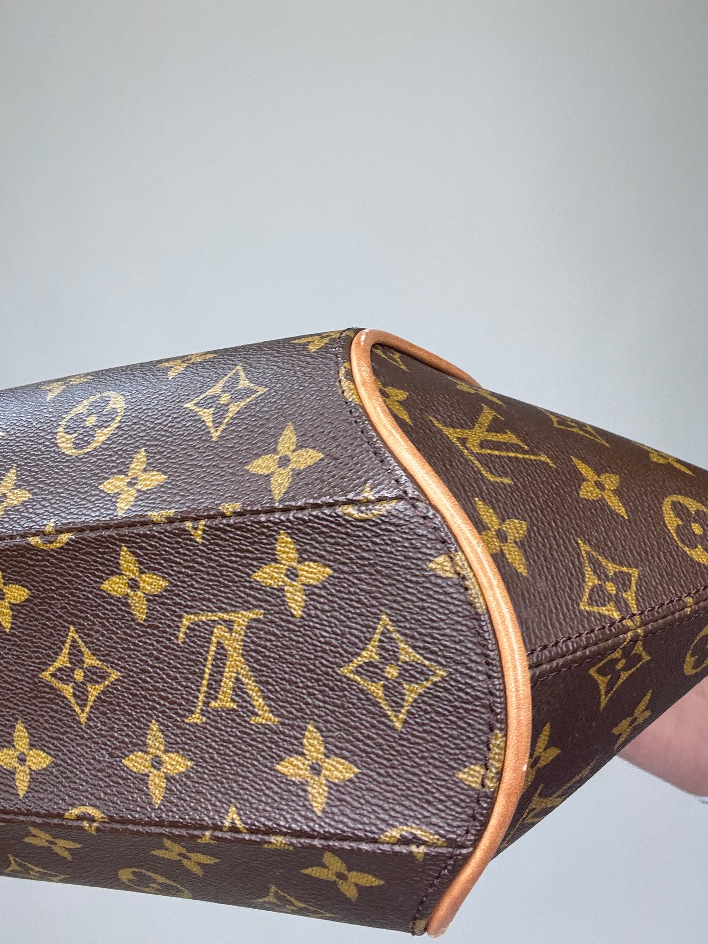 Louis Vuitton Vintage Ellipse PM