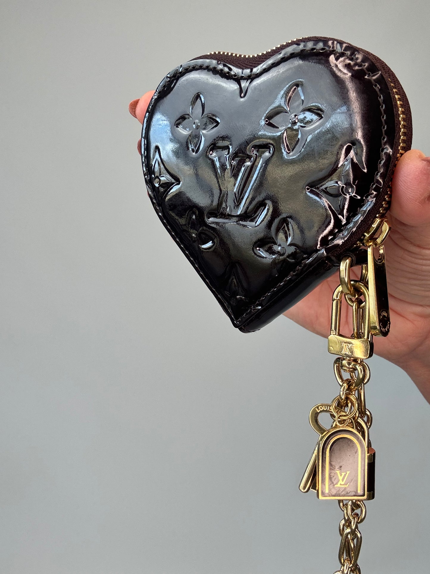 Louis Vuitton Vernis Coeur Heart Coin Purse - Amarante