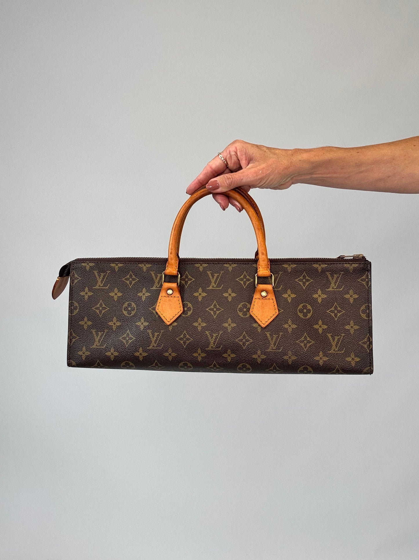 Louis Vuitton Triangle Sac Monogram-Vintage