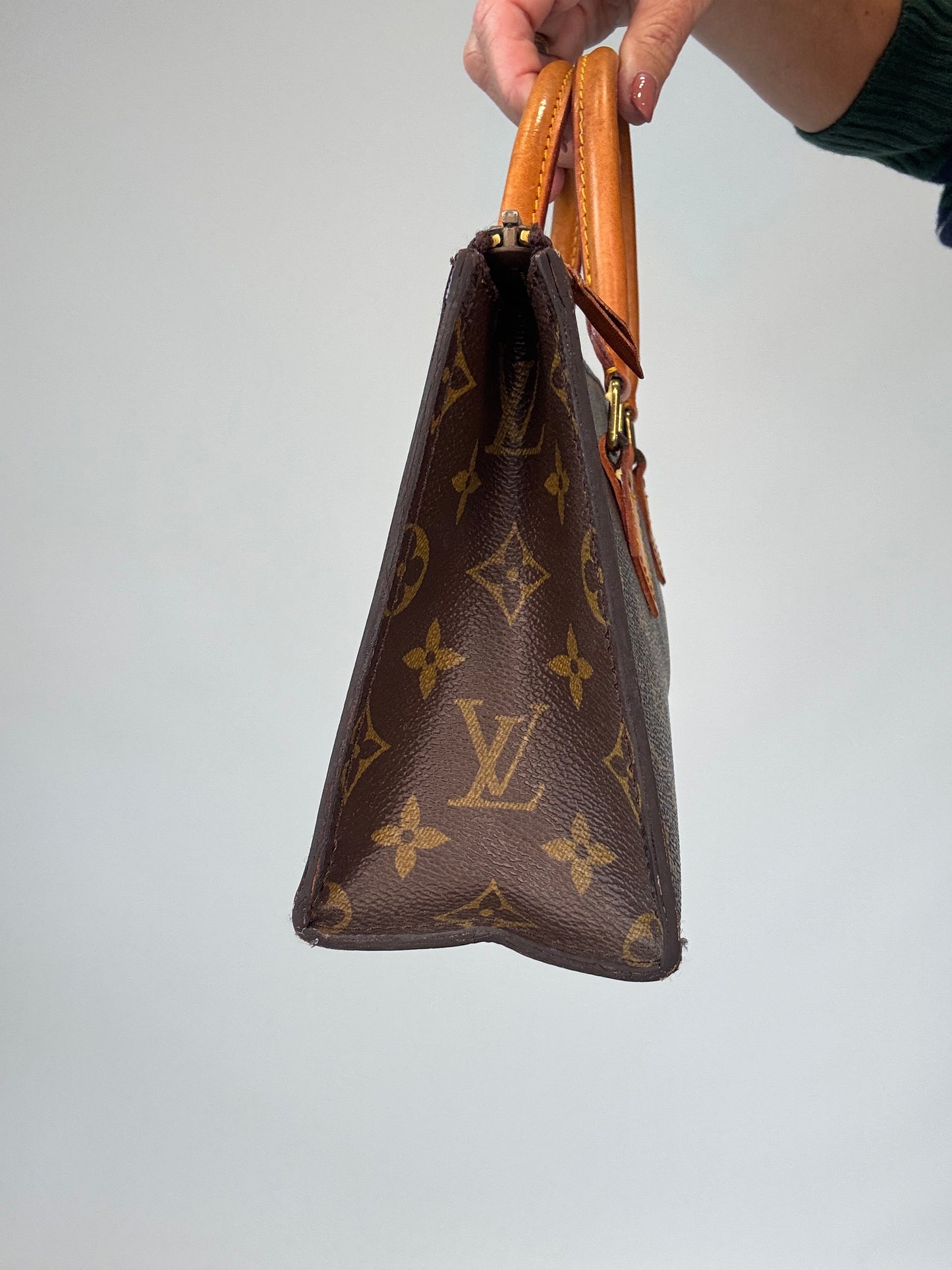 Louis Vuitton Triangle Sac Monogram-Vintage