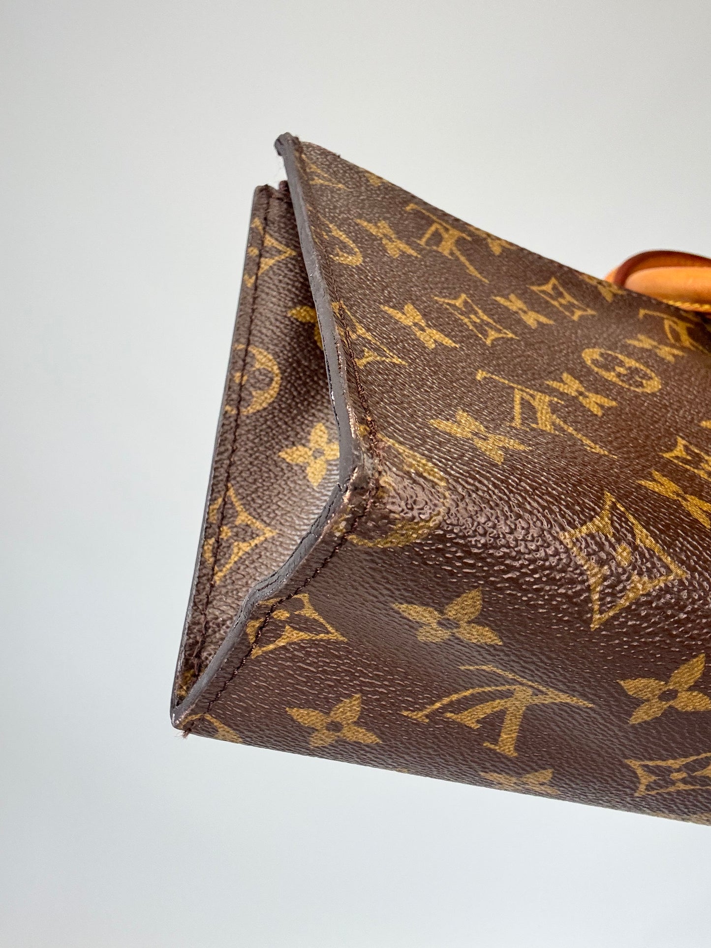 Louis Vuitton Triangle Sac Monogram-Vintage
