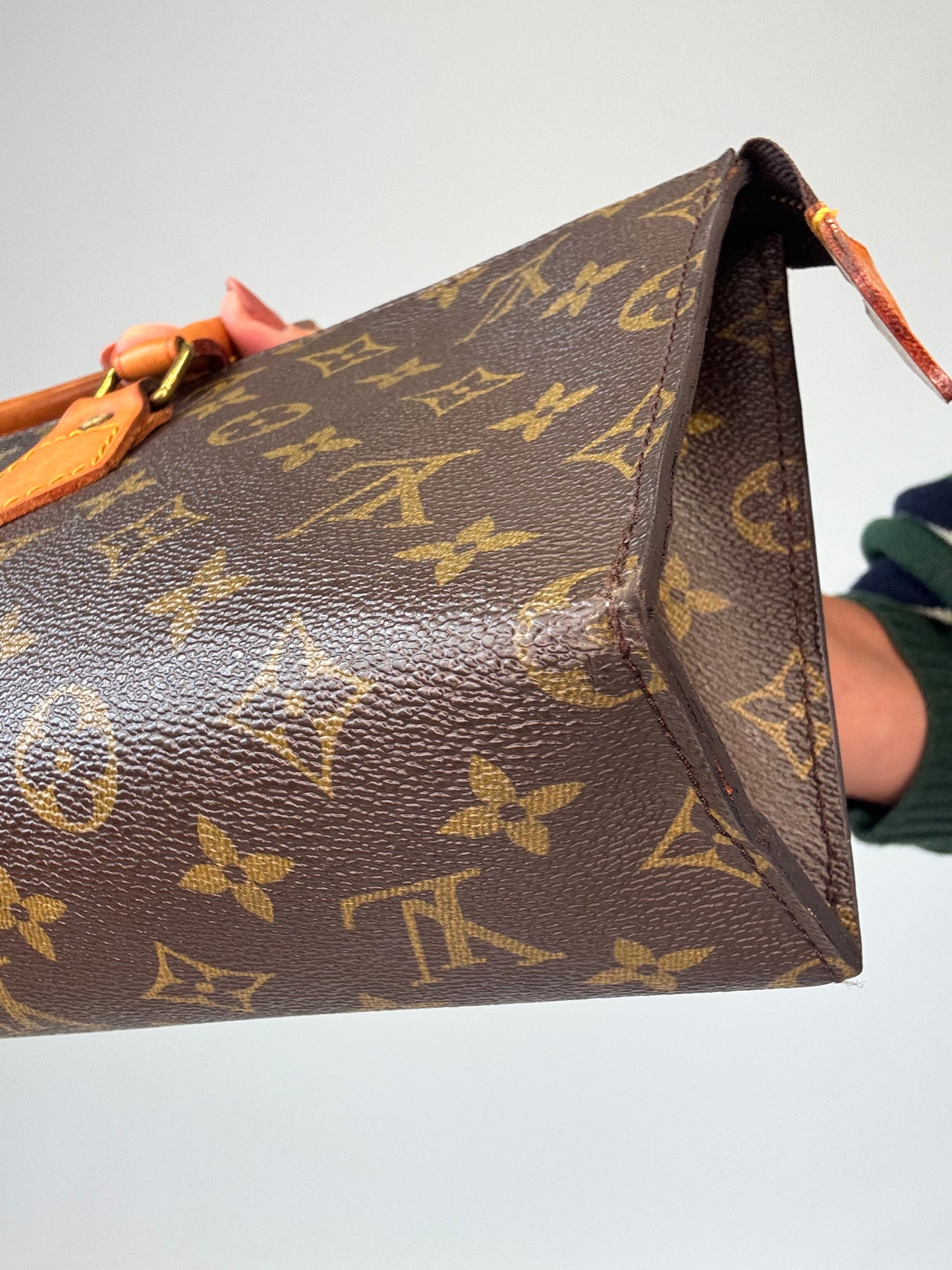 Louis Vuitton Triangle Sac Monogram-Vintage