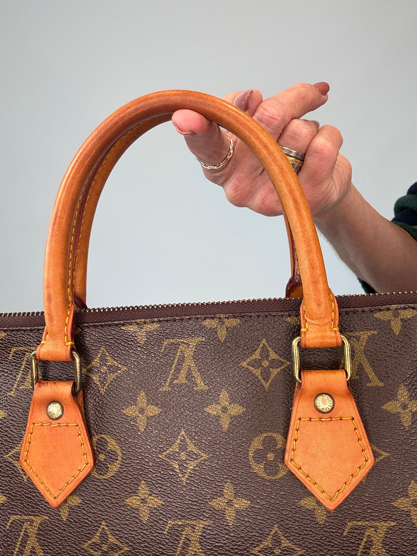 Louis Vuitton Triangle Sac Monogram-Vintage