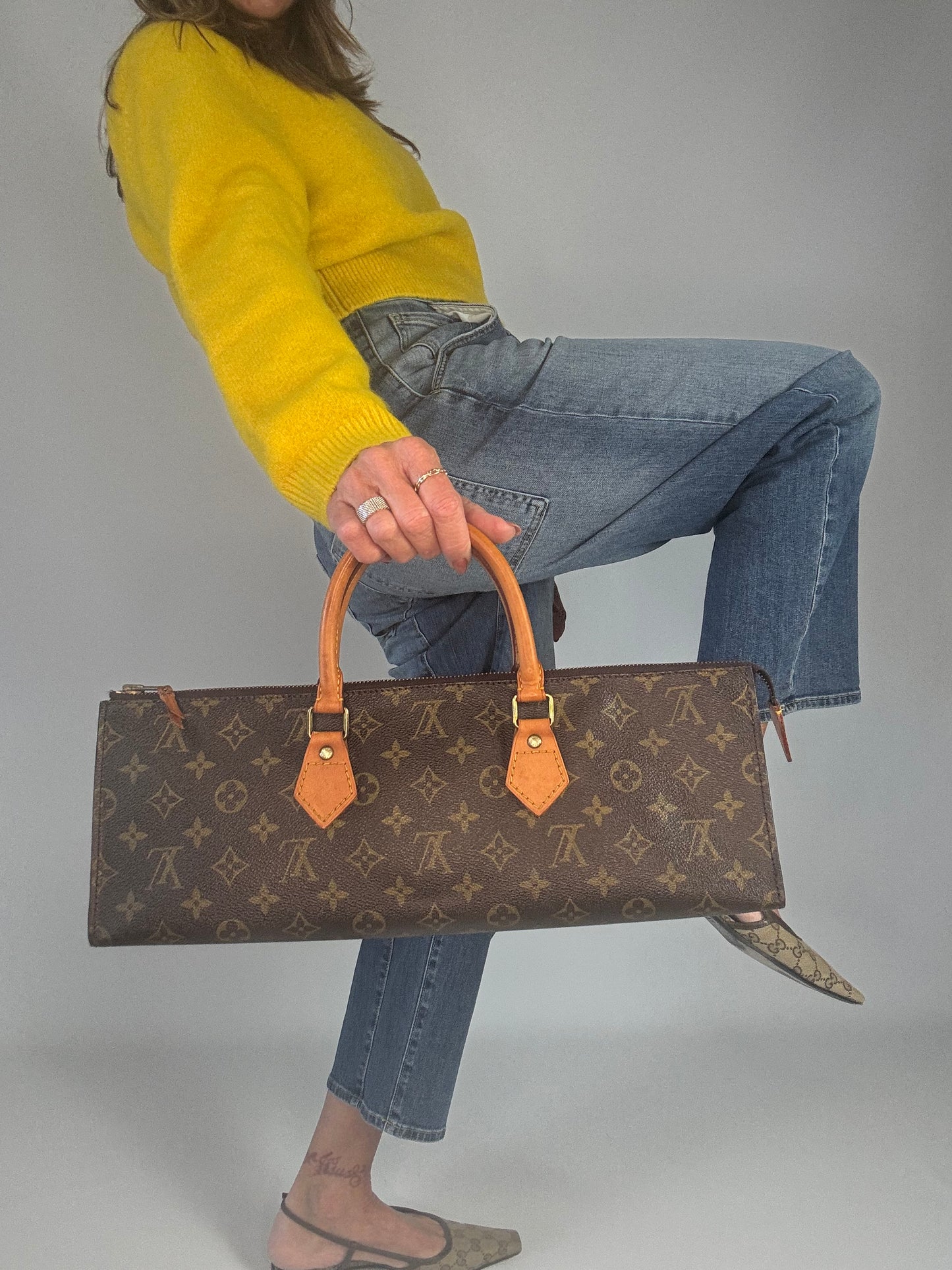 Louis Vuitton Triangle Sac Monogram-Vintage