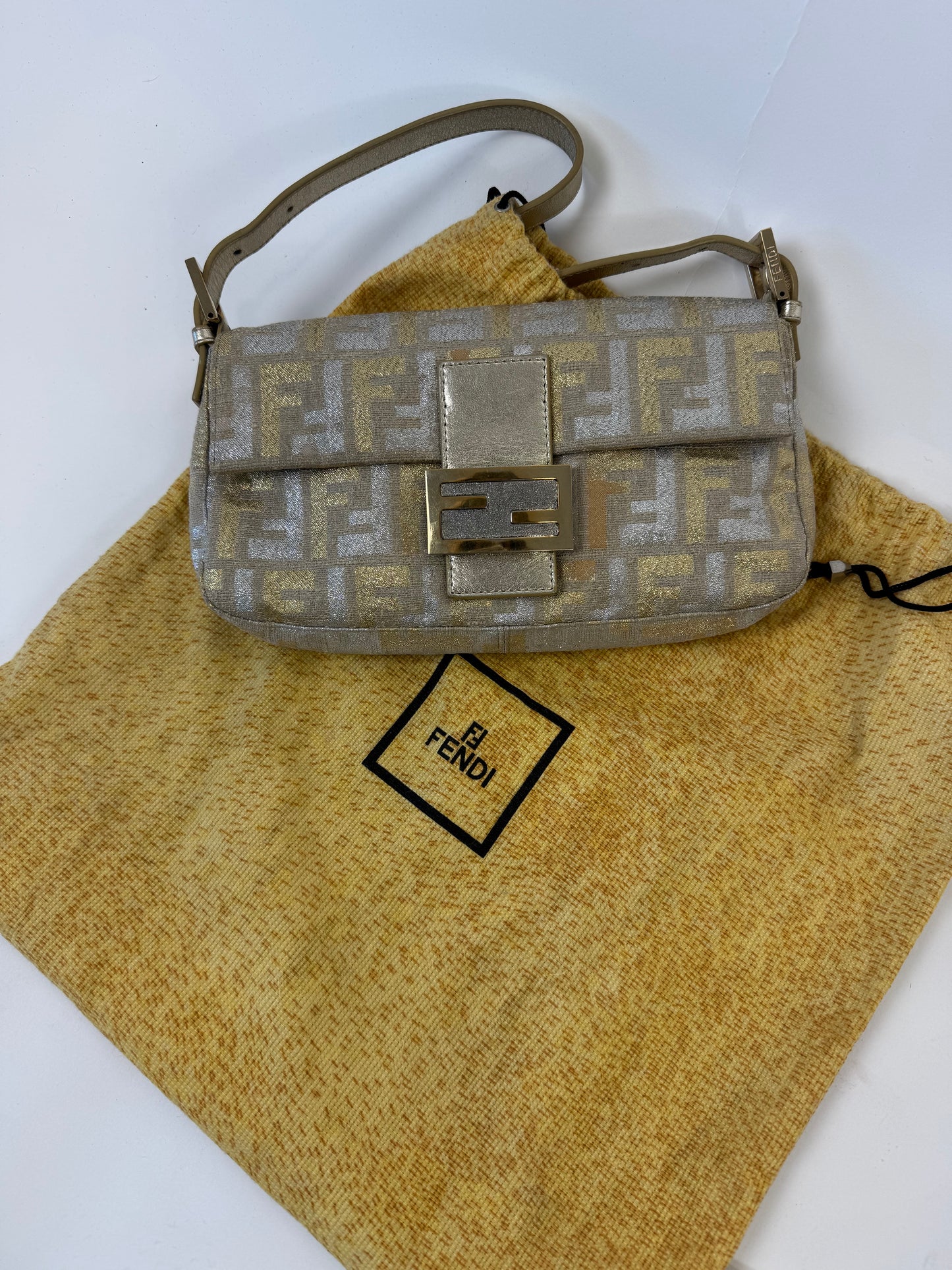 Fendi Mamma Baguette Silver/Gold Jacquard Glitter Shoulder Bag