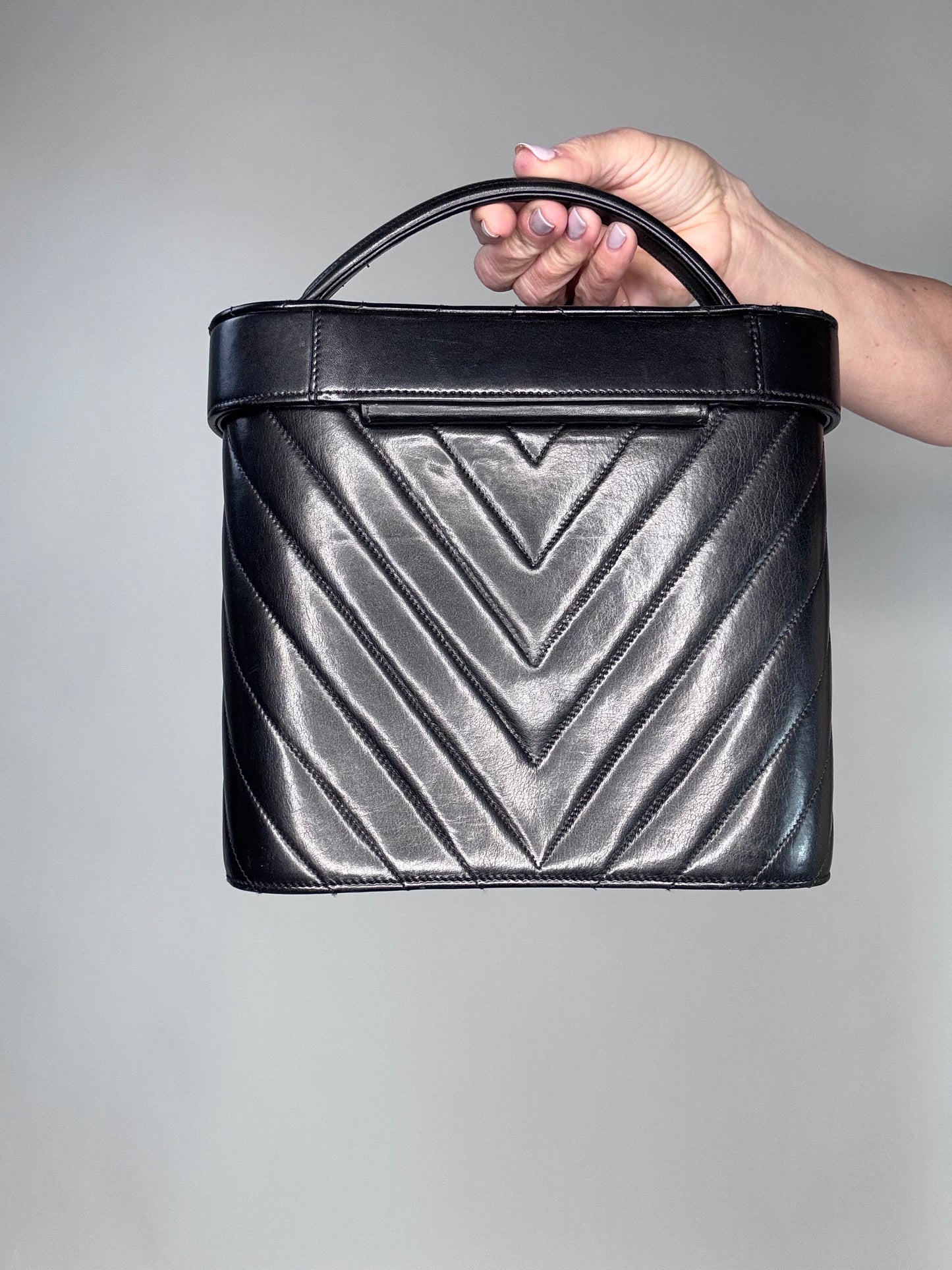 Chanel V Stitch Vintage Two Way Vanity Bag With Mirror