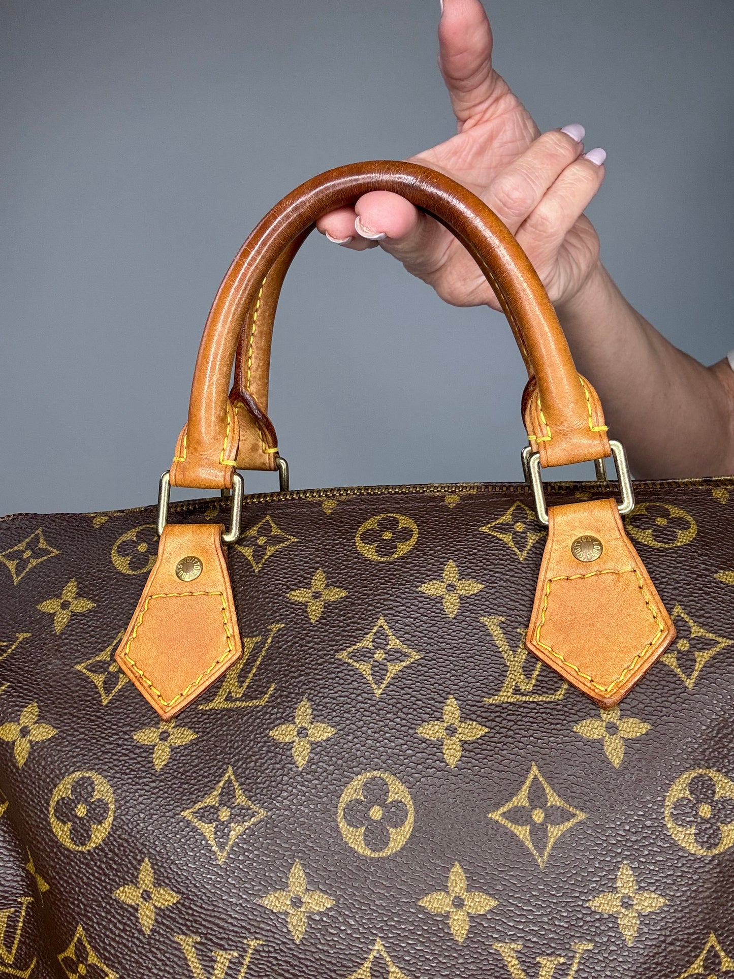 Louis Vuitton Vintage Monogram Speedy 30