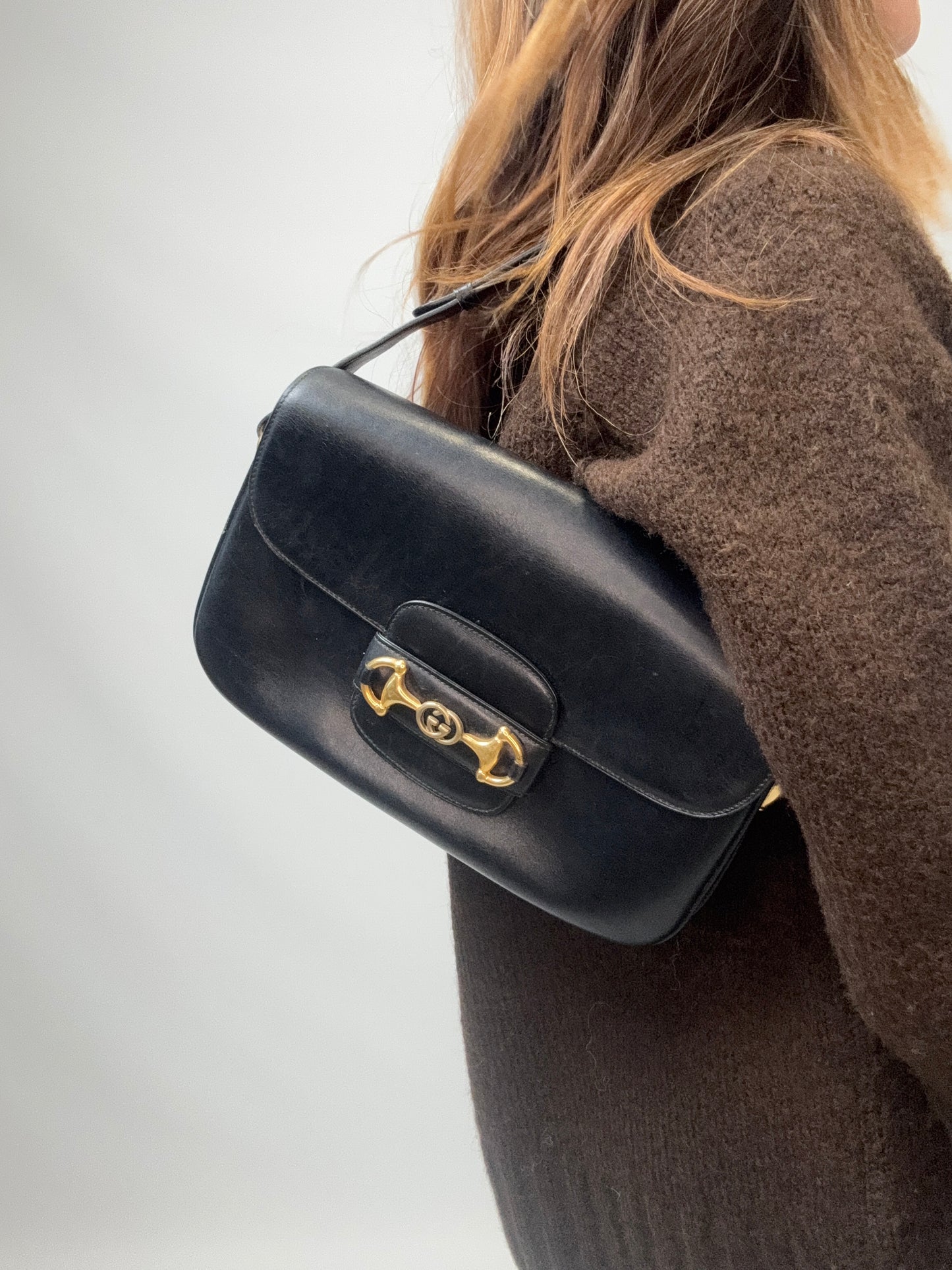 Gucci Horsebit Leather Shoulder Bag - Black