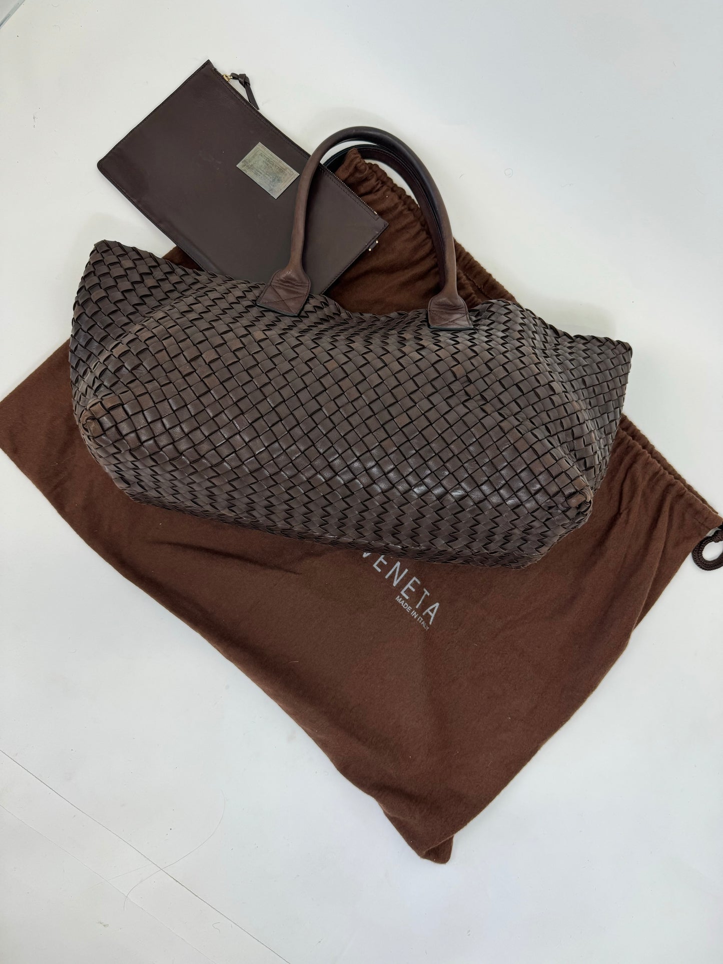 Bottega Veneta Cabat MM Tote Bag With Pouch