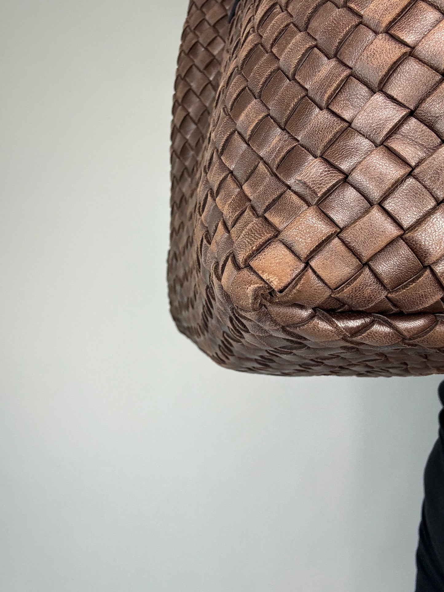 Bottega Veneta Cabat MM Tote Bag With Pouch