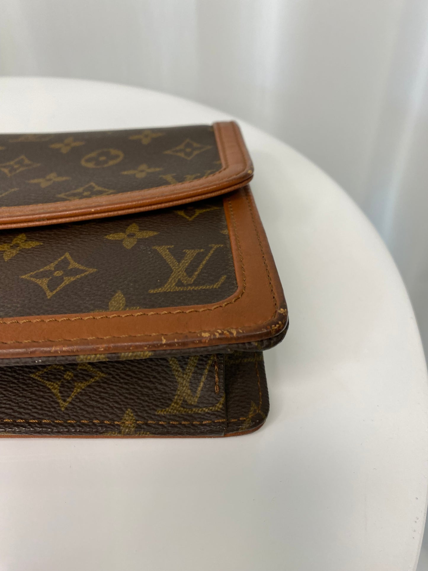 Vintage Louis Vuitton Dame Clutch