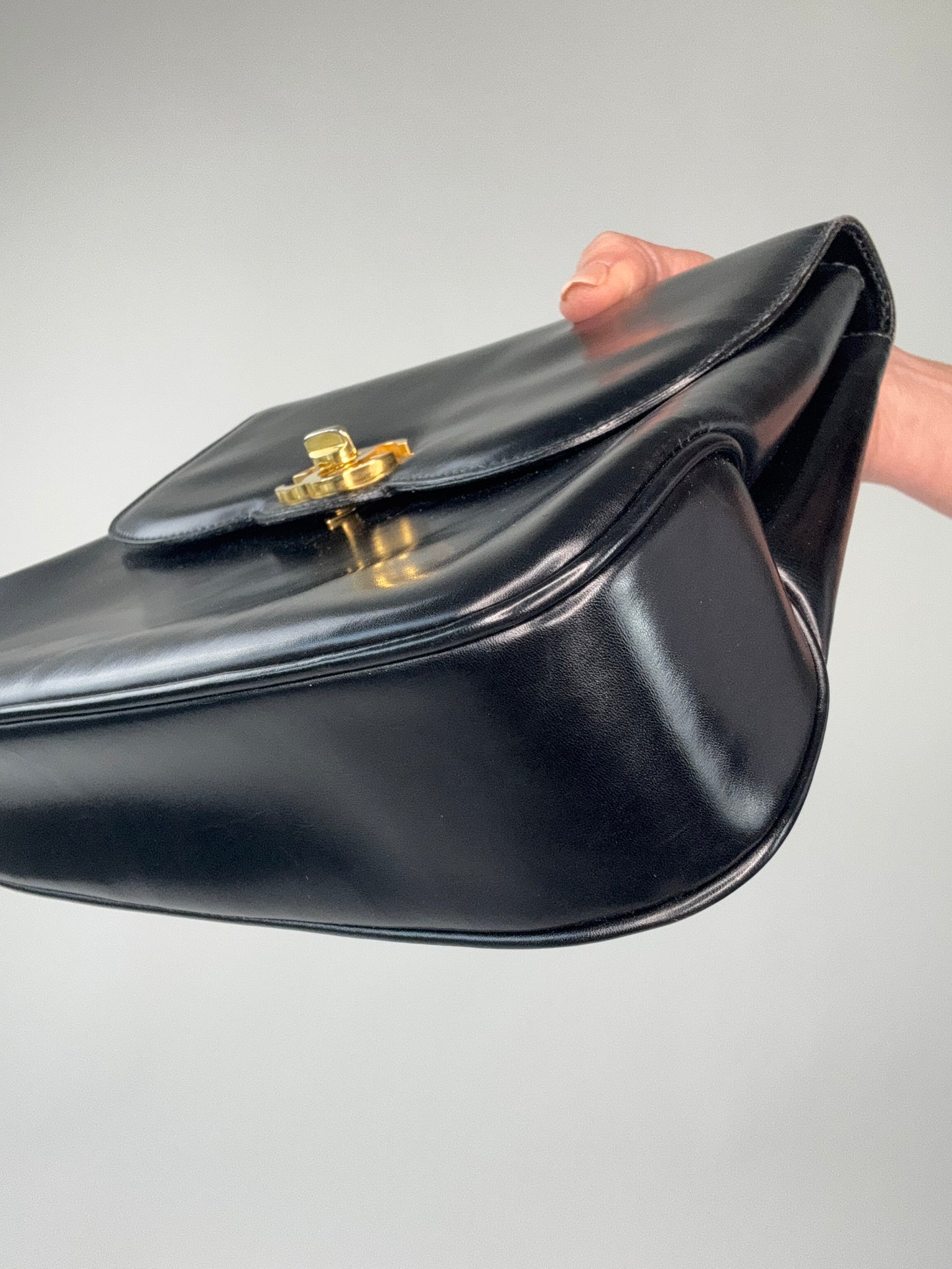 Gucci Rare Vintage Turn Lock Top Handle Calf Ski Bag