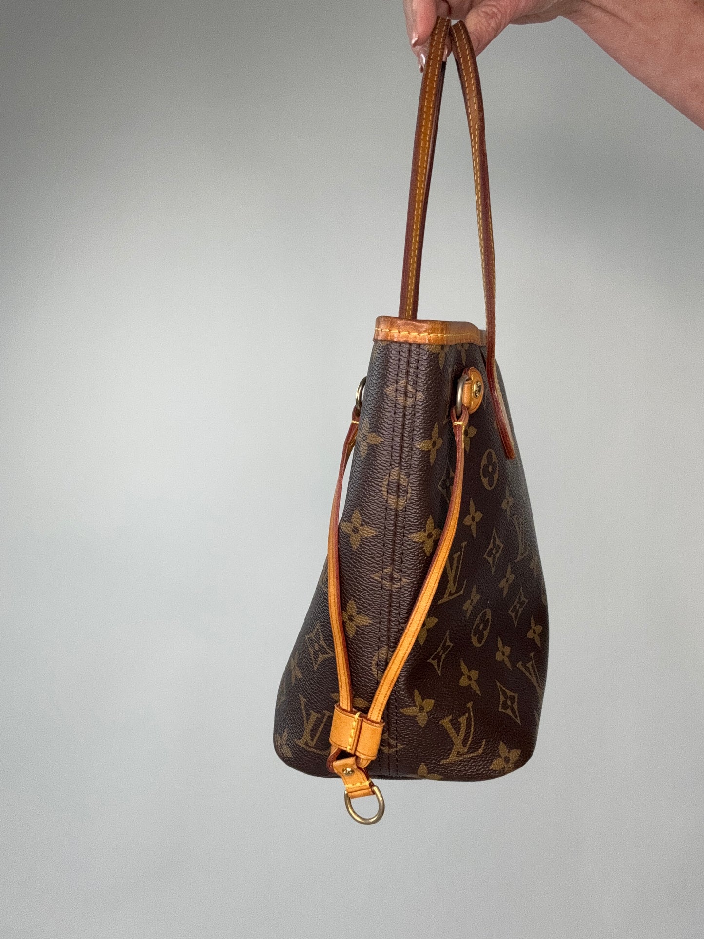 Louis Vuitton Monogram Neverfull Pm With Pouch