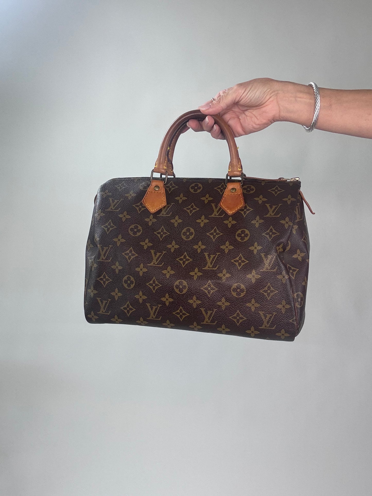 Louis Vuitton Vintage Monogram Speedy 30