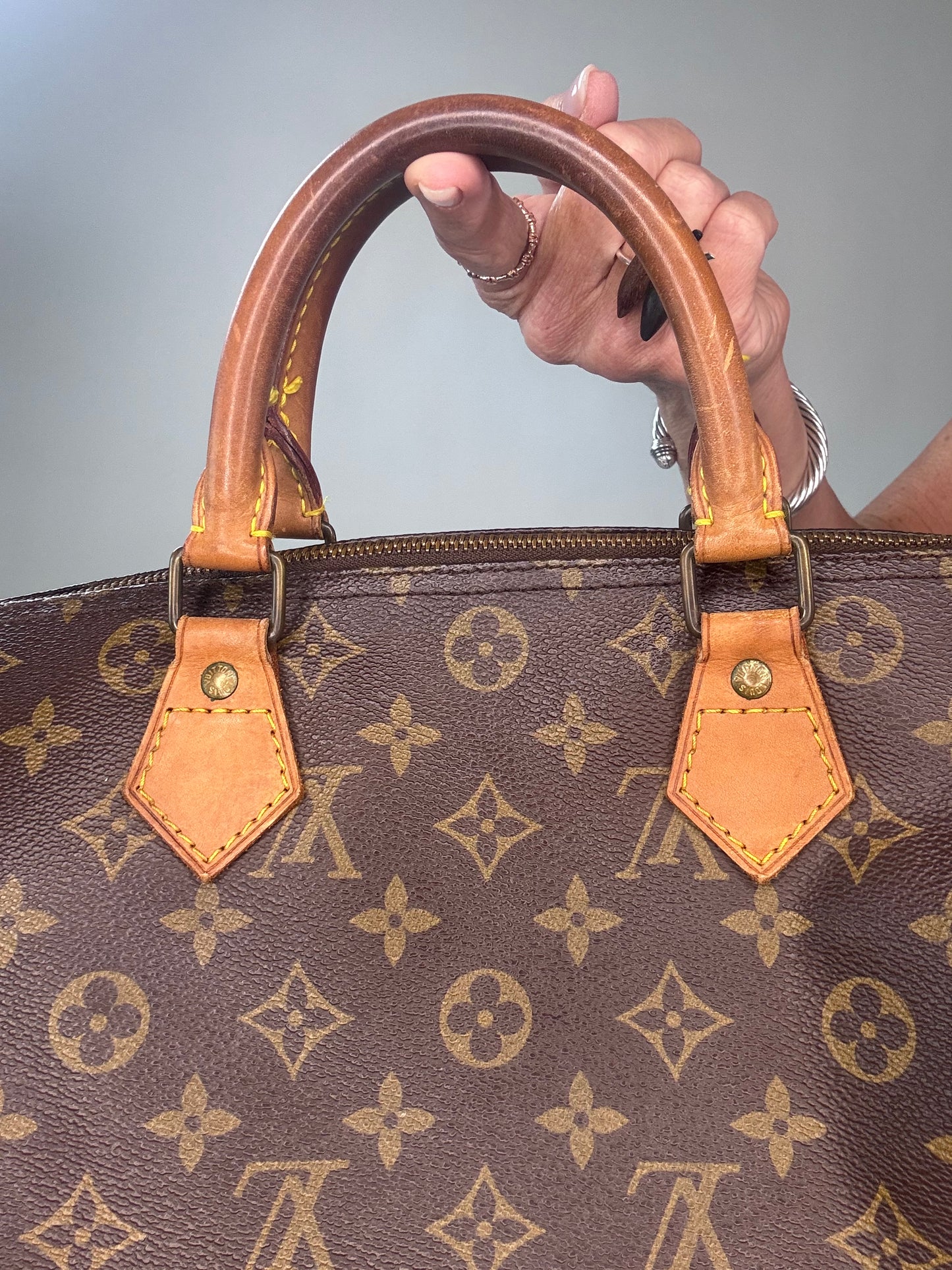 Louis Vuitton Vintage Monogram Speedy 30