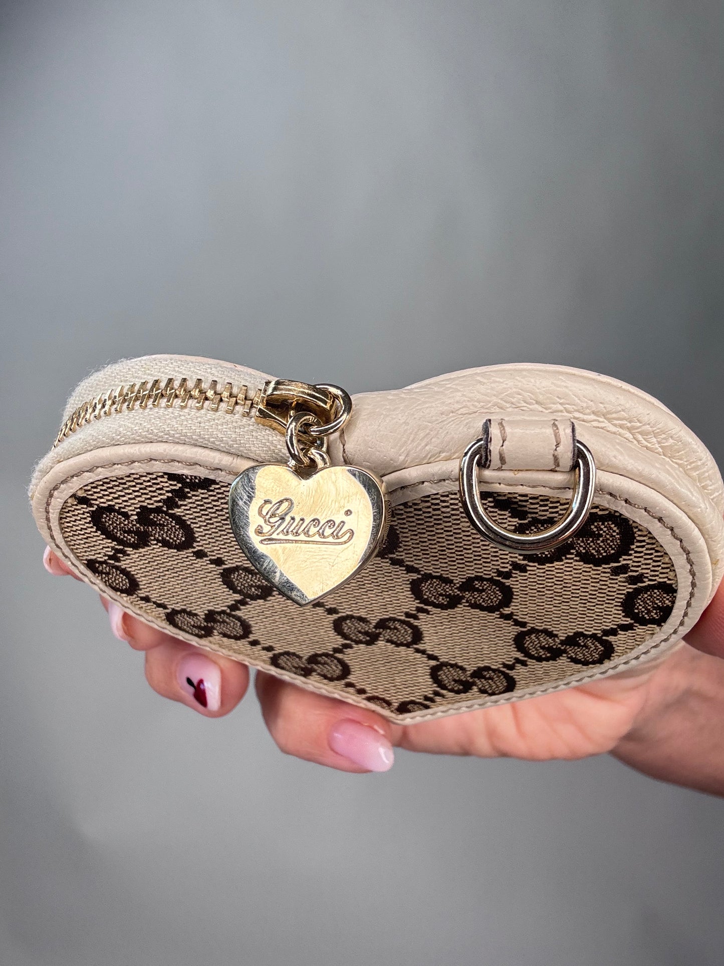 Gucci Heart Coin Pouch