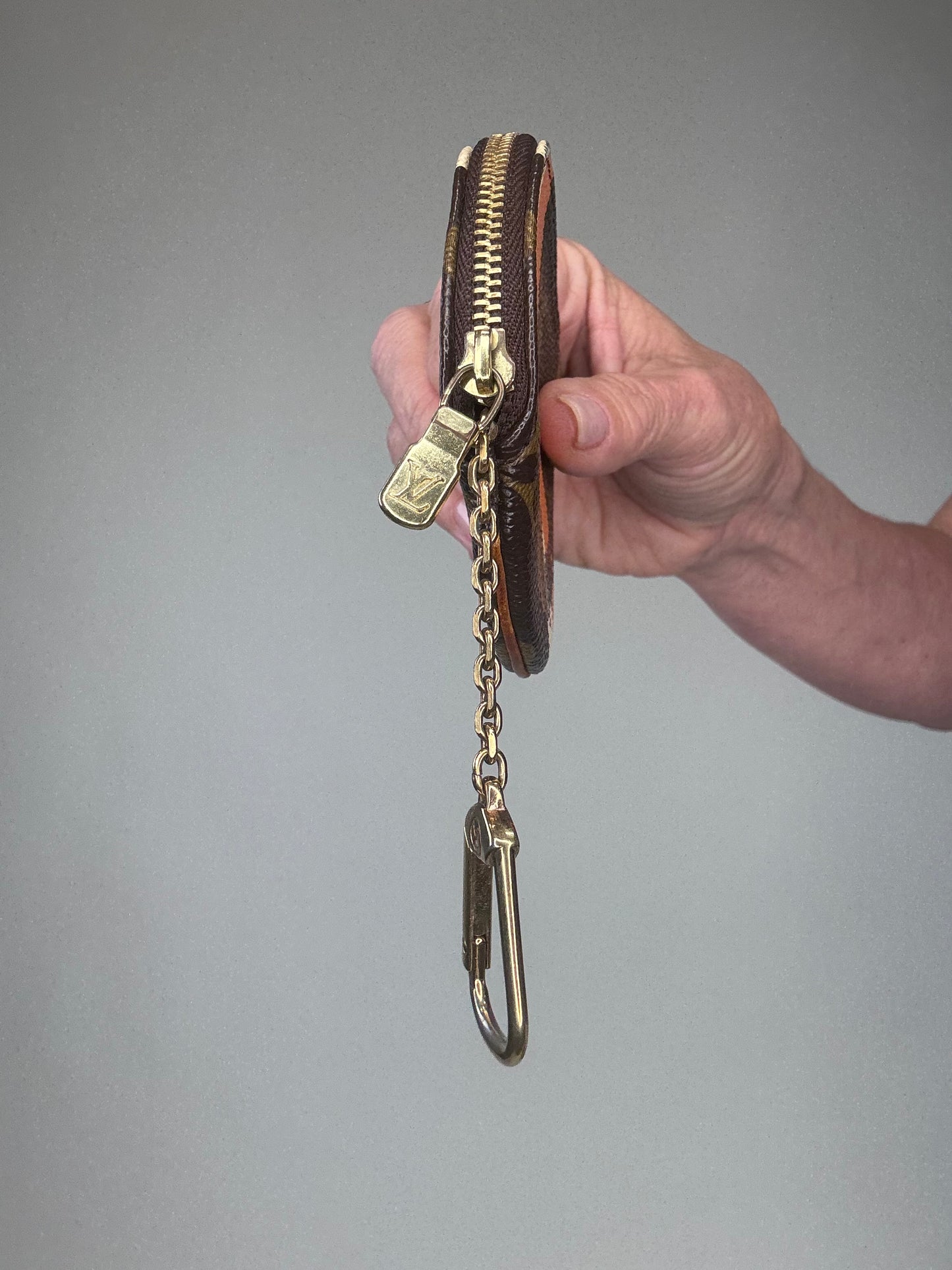 Louis Vuitton Groomer Key Pouch