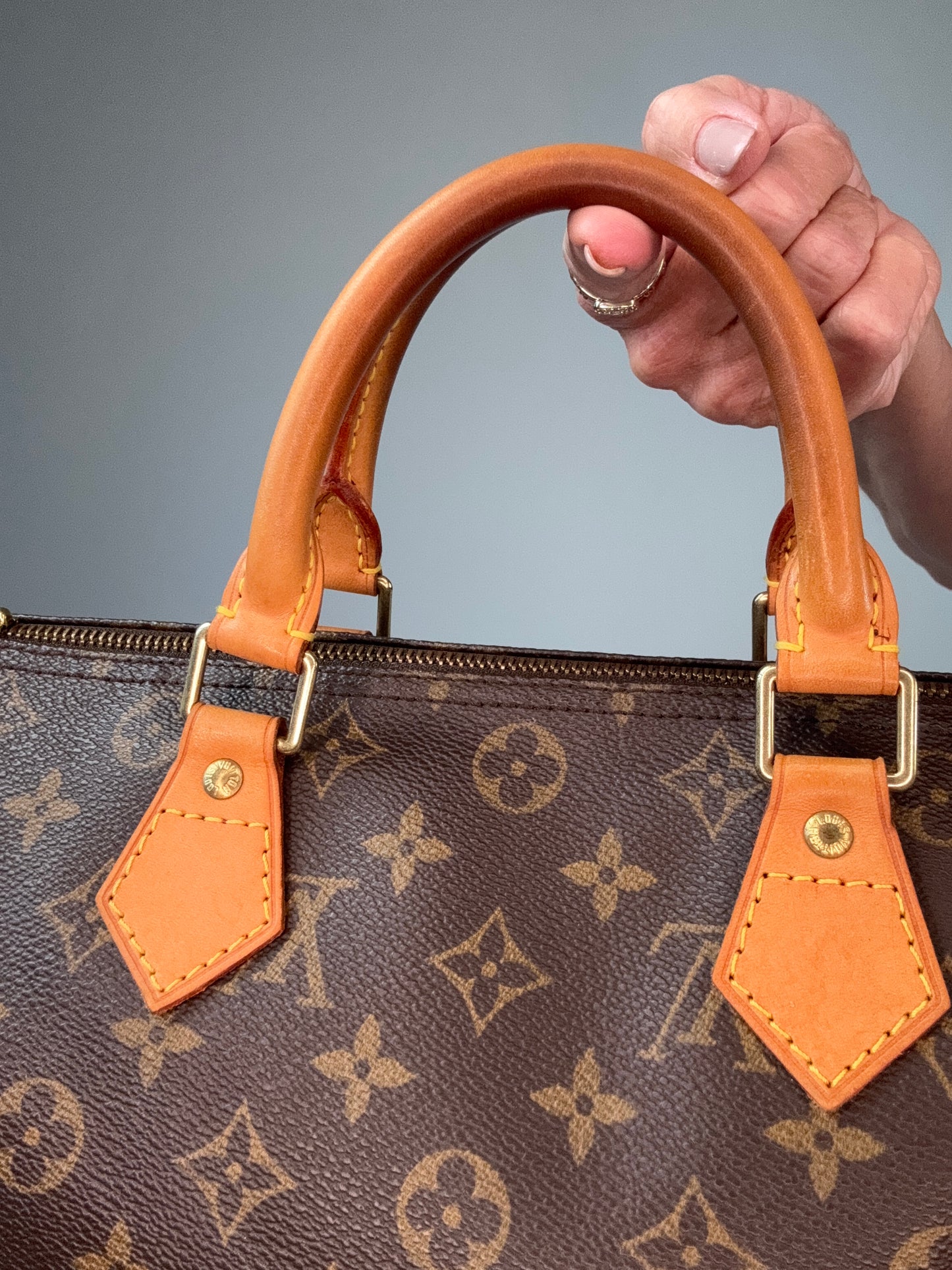 Louis Vuitton Vintage Monogram Speedy 30