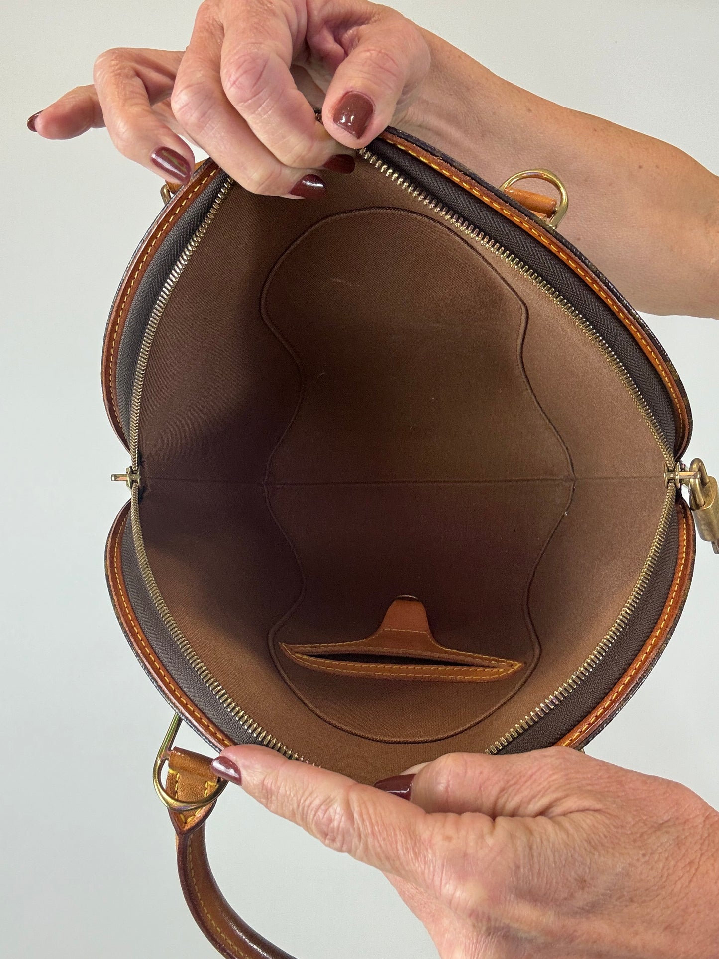 Louis Vuitton Vintage Ellipse PM