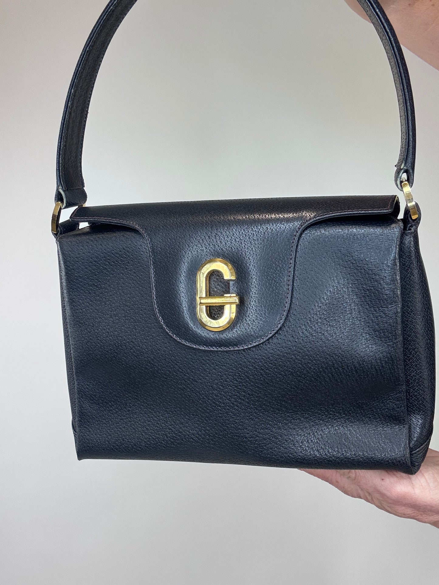 Gucci Rare G Turnlock Top Handle Bag