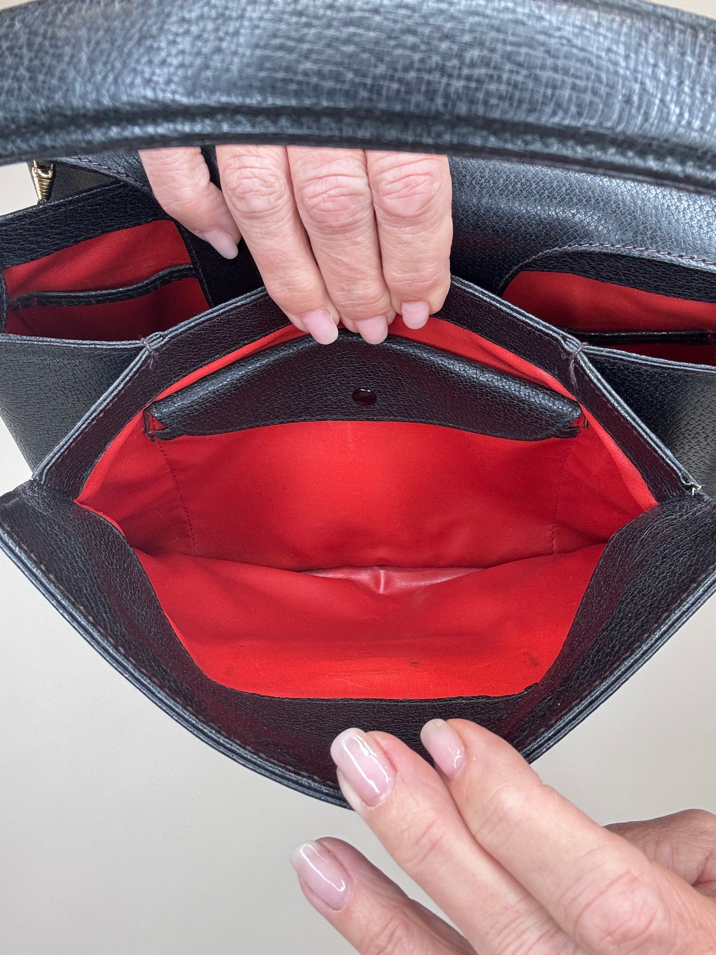 Gucci Rare G Turnlock Top Handle Bag