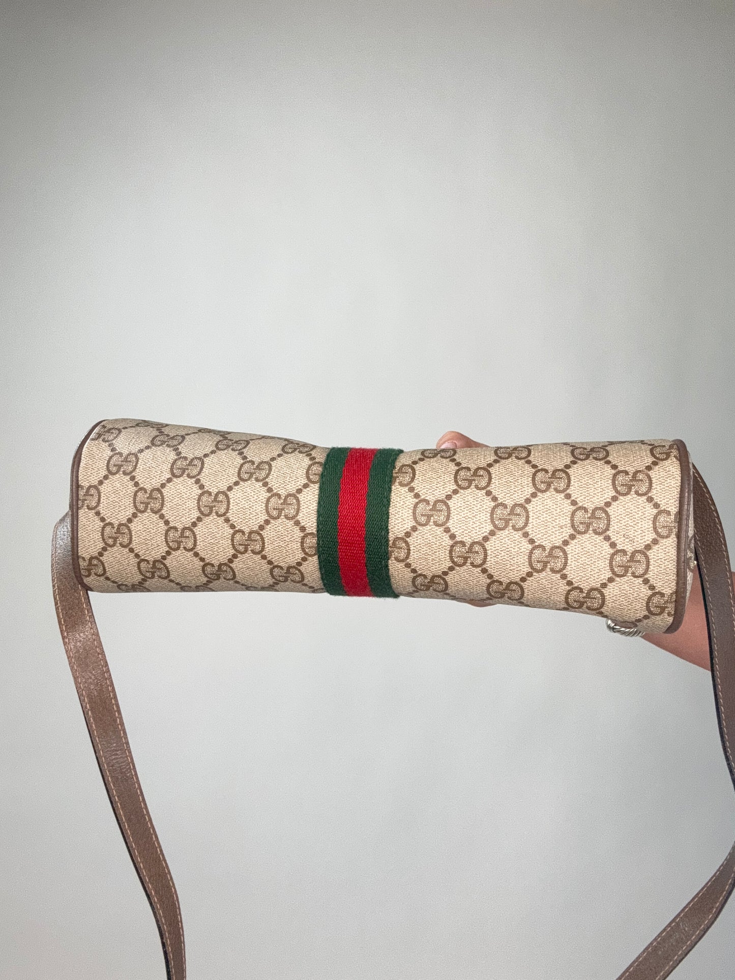 Gucci Sherry Line Vintage Supreme Crossbody Medium