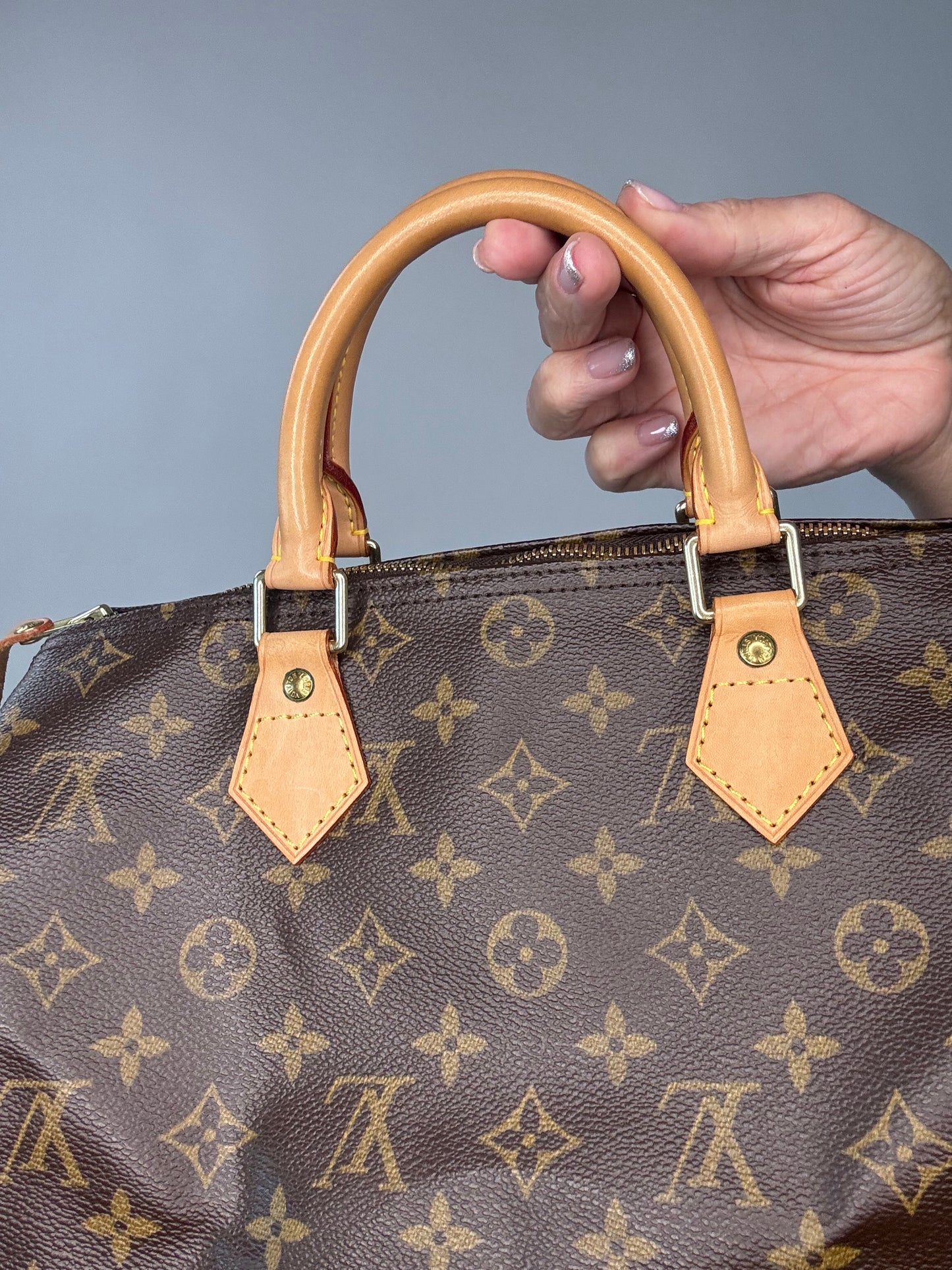 Louis Vuitton Vintage Monogram Speedy 30