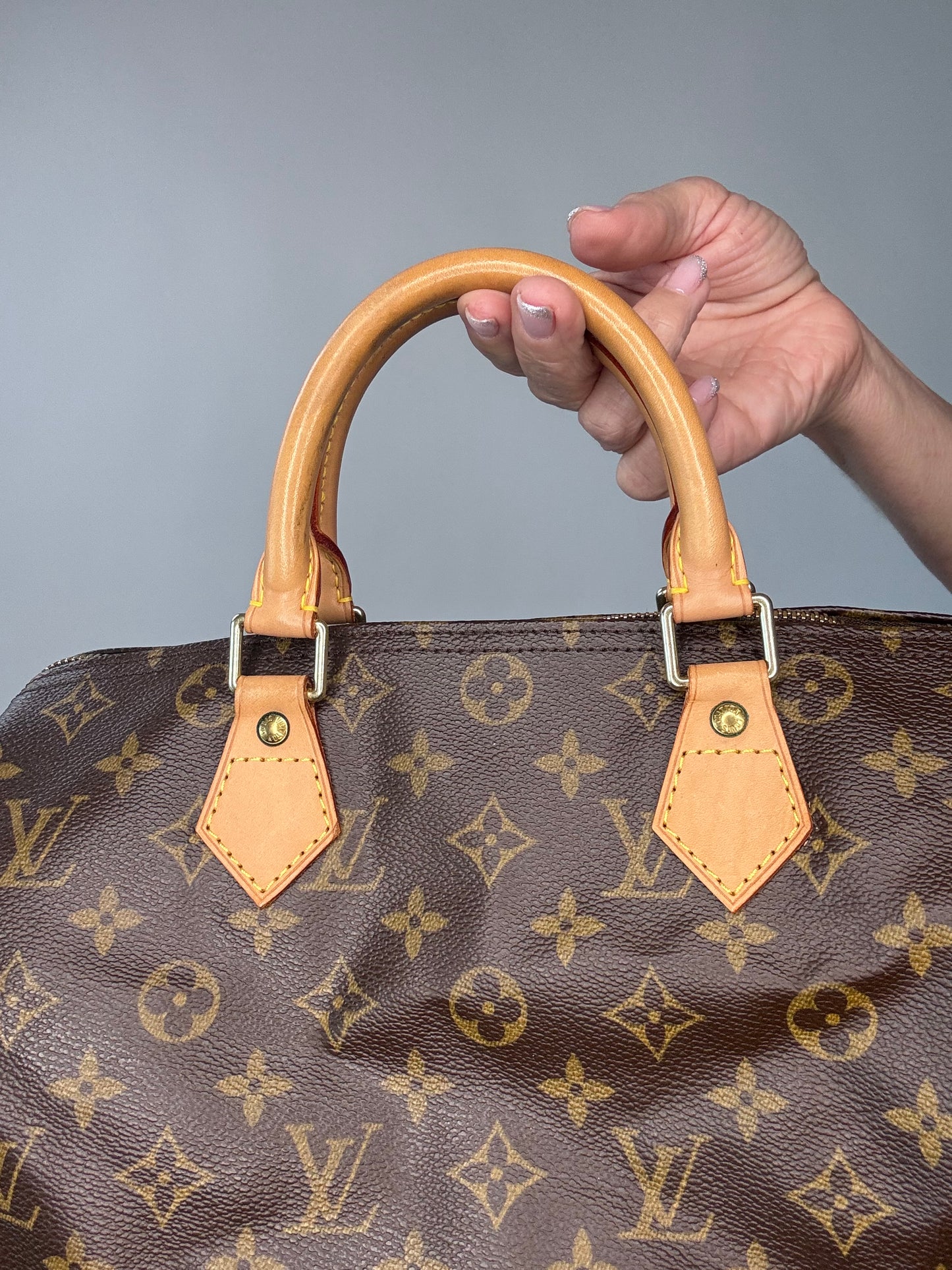 Louis Vuitton Vintage Monogram Speedy 30