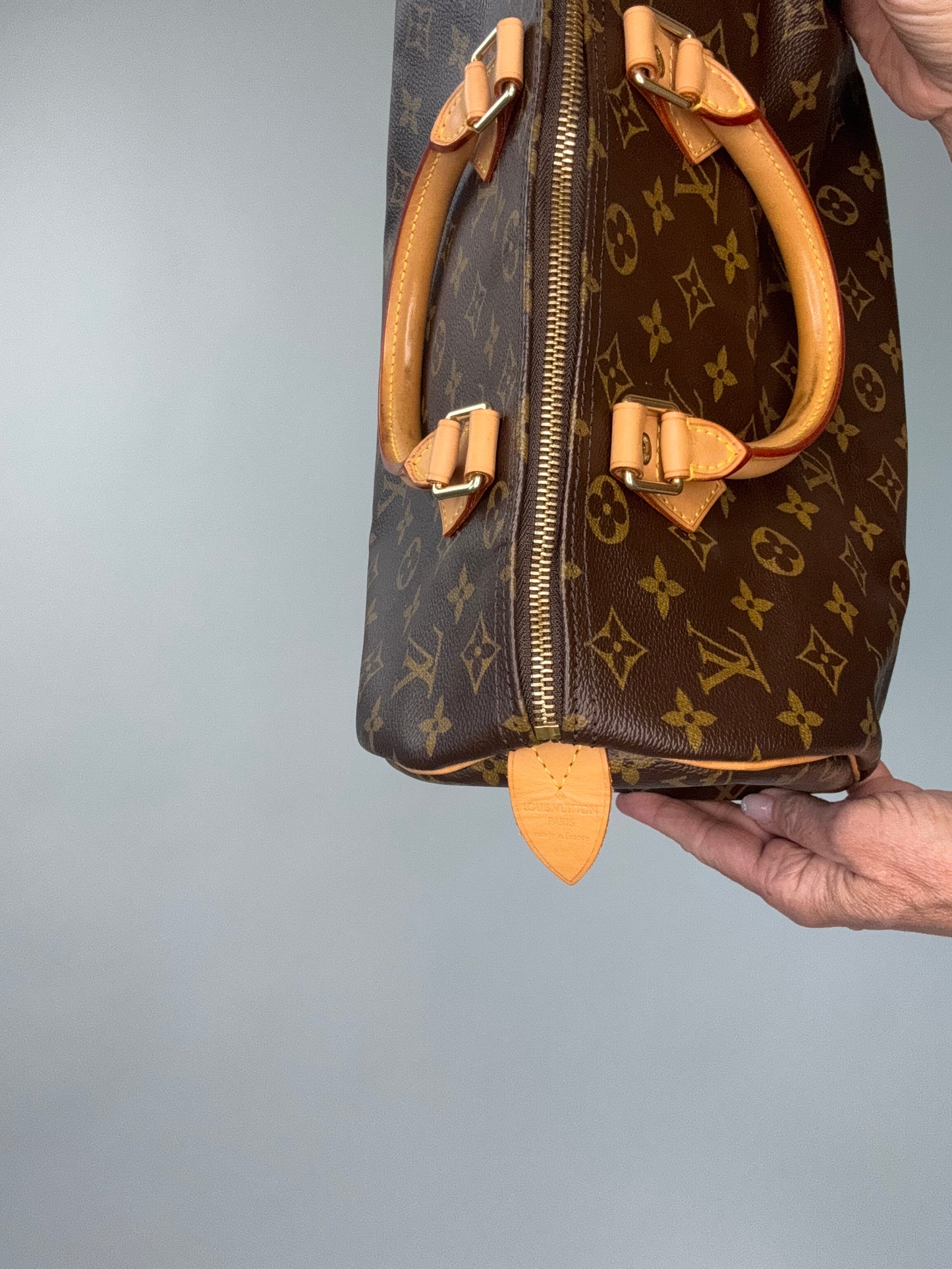 Louis Vuitton Vintage Monogram Speedy 30