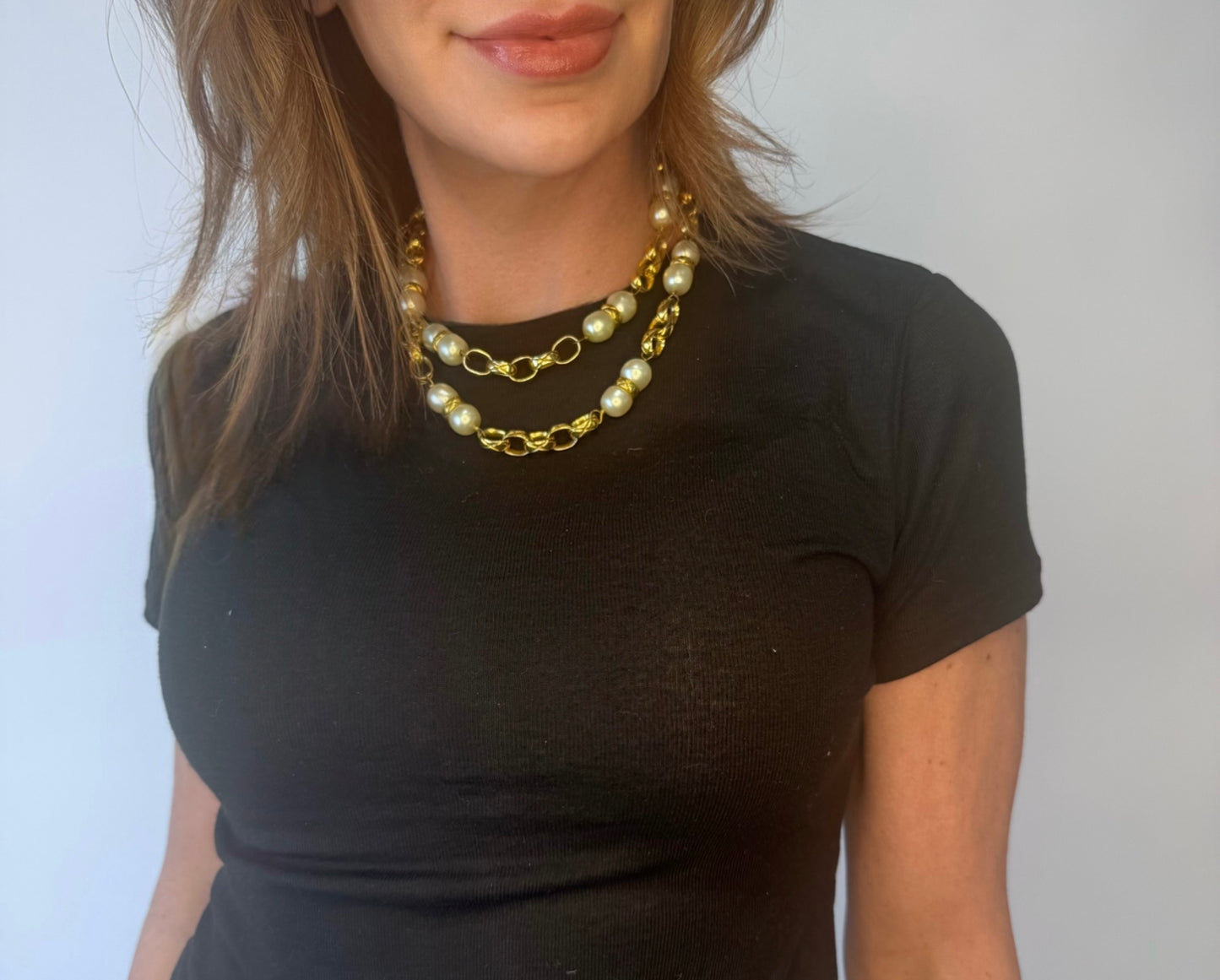 Chanel Rare Bijoux Pearl Chain Necklace