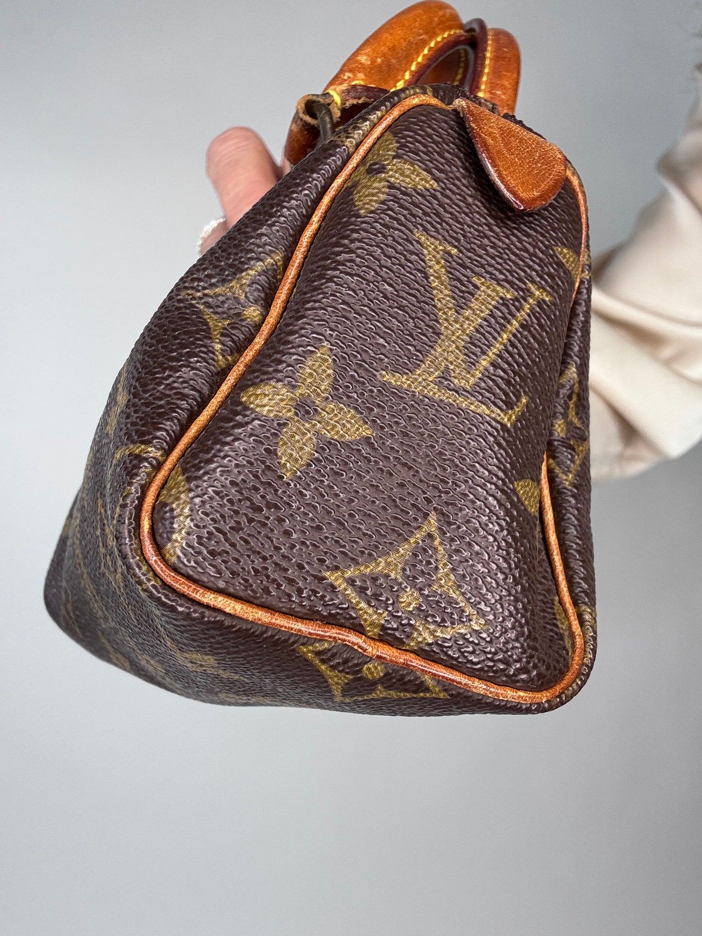 Louis Vuitton Monogram Mini Speedy