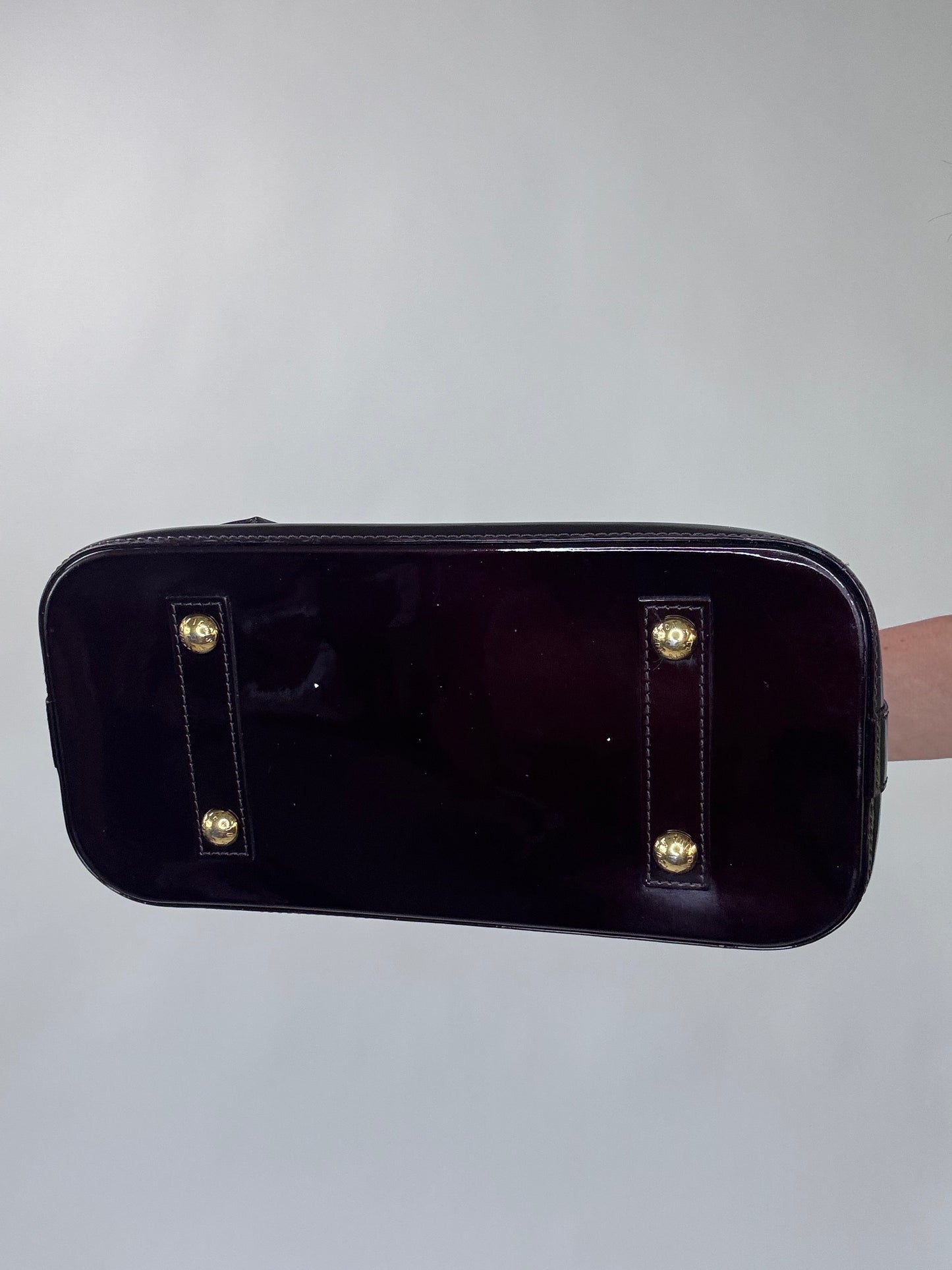 Louis Vuitton Alma GM Vernis Burgundy