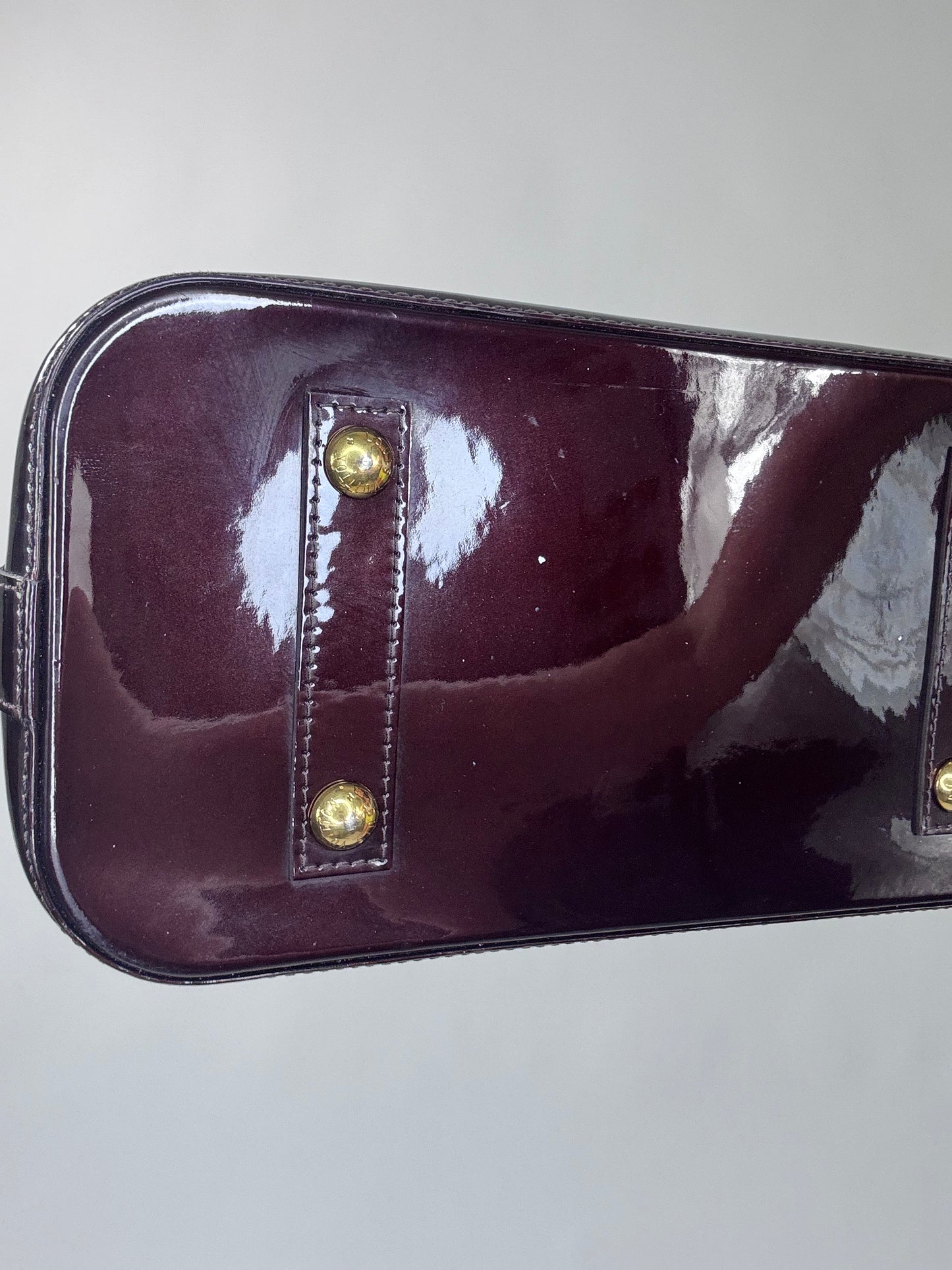 Louis Vuitton Alma GM Vernis Burgundy