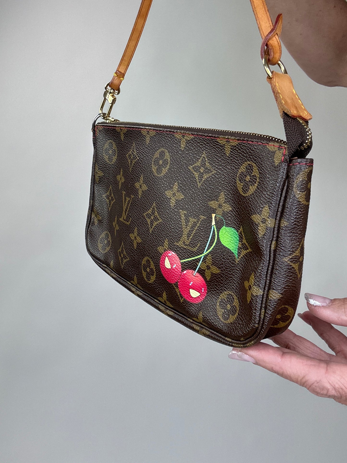Louise Vuitton Takashi Murakami Cherry Pochette