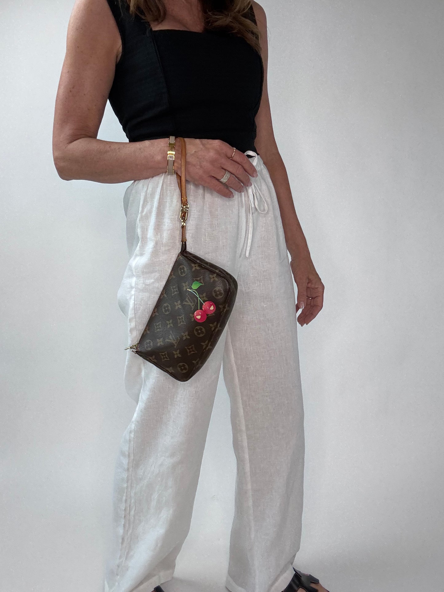 Louise Vuitton Takashi Murakami Cherry Pochette