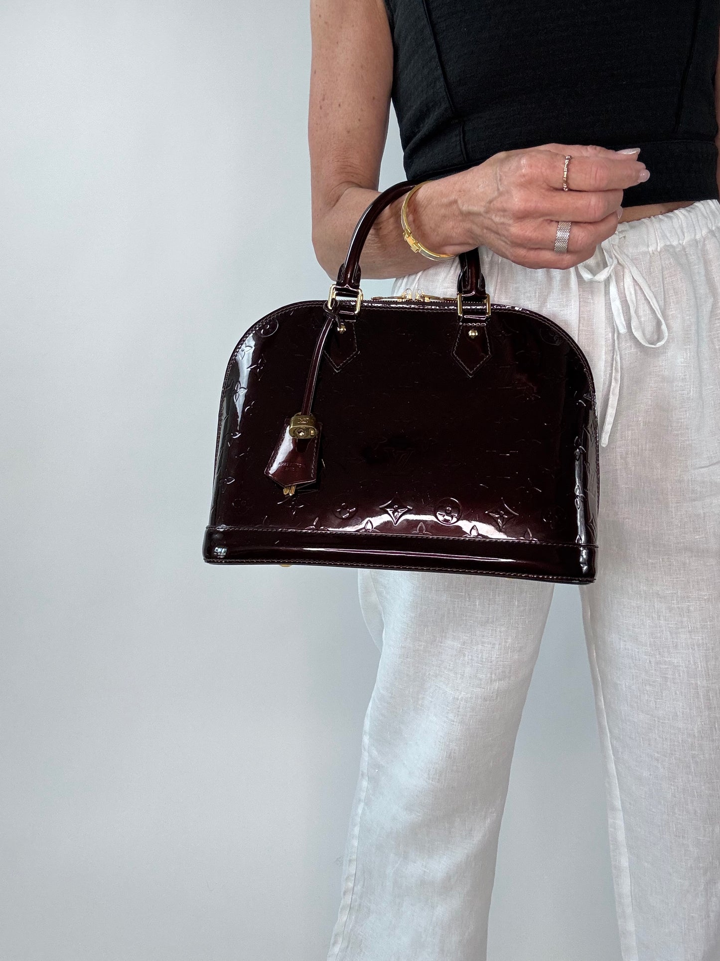 Louis Vuitton Alma GM Vernis Burgundy